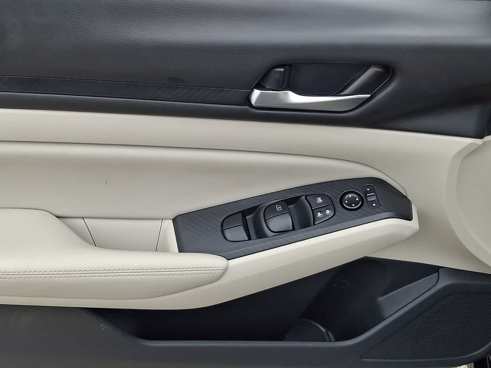 Thumbnail: 2024 Nissan Altima - 13