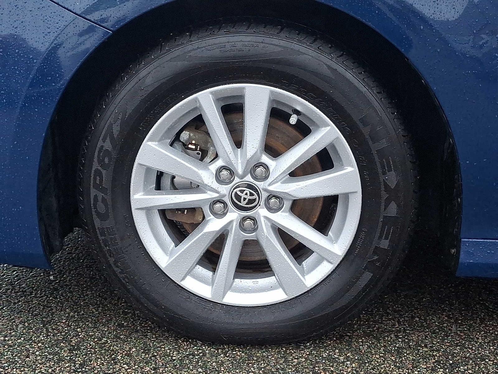 Thumbnail: 2025 Toyota Camry - 11