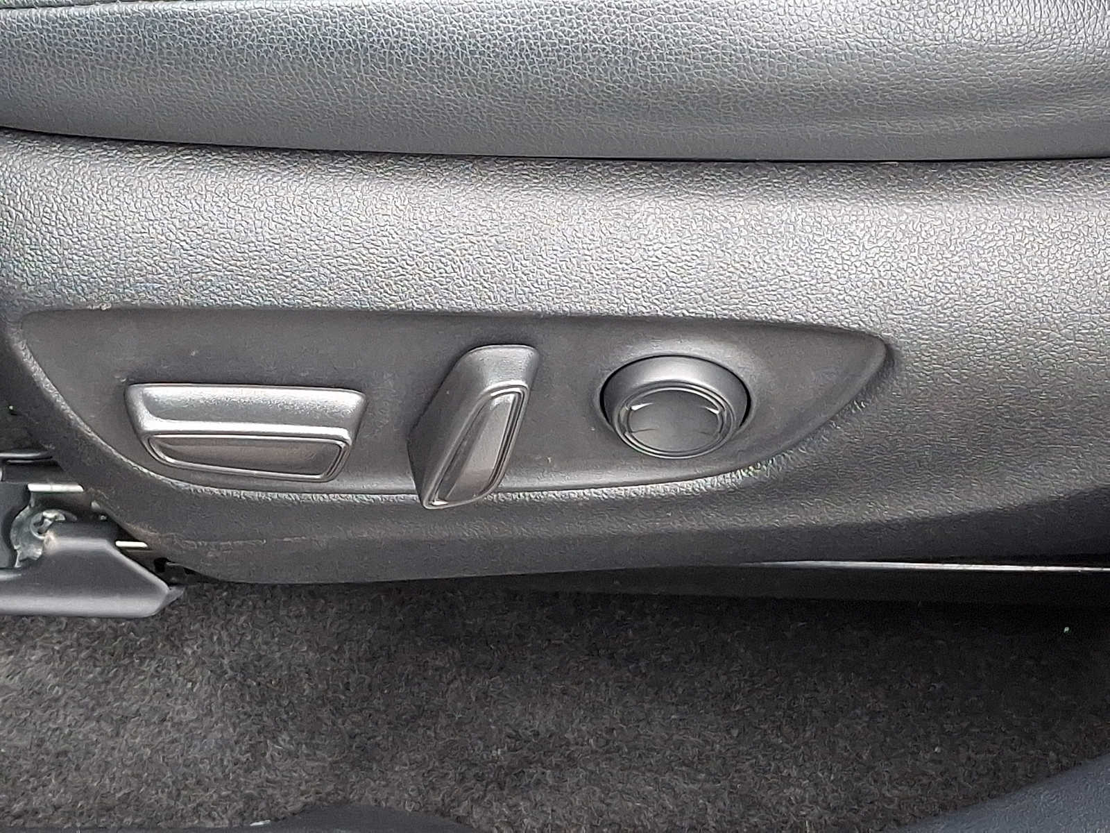 Thumbnail: 2024 Toyota Grand Highlander - 32