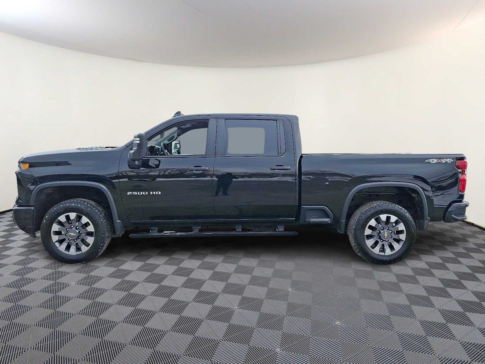 Thumbnail: 2024 Chevrolet Silverado 2500 - 8