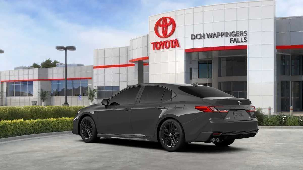 Thumbnail: 2026 Toyota Camry - 17