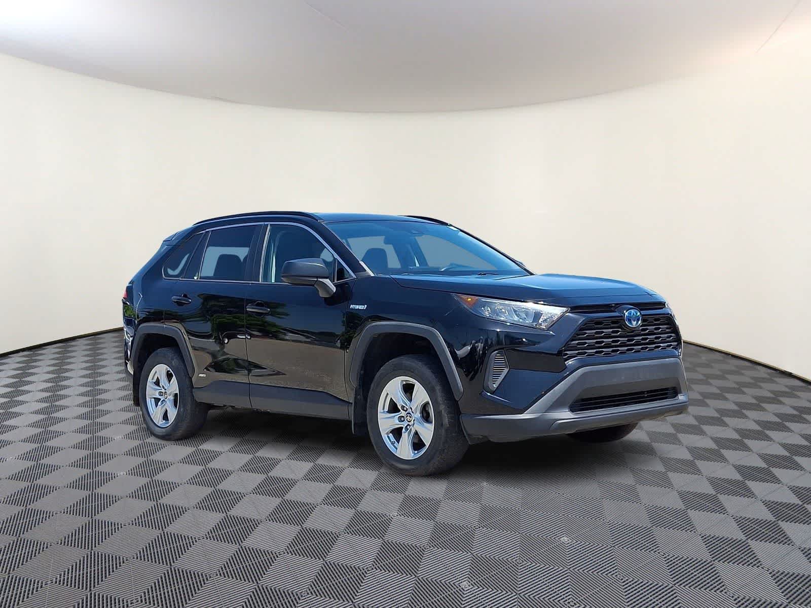 Thumbnail: 2021 Toyota RAV4 - 5
