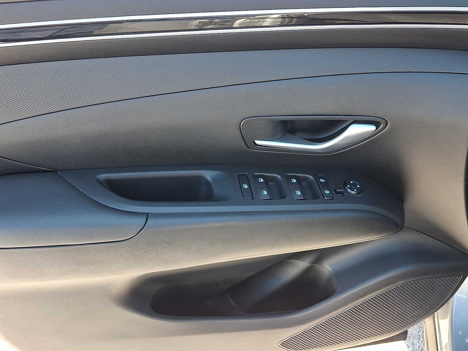 Thumbnail: 2023 Hyundai Tucson - 13