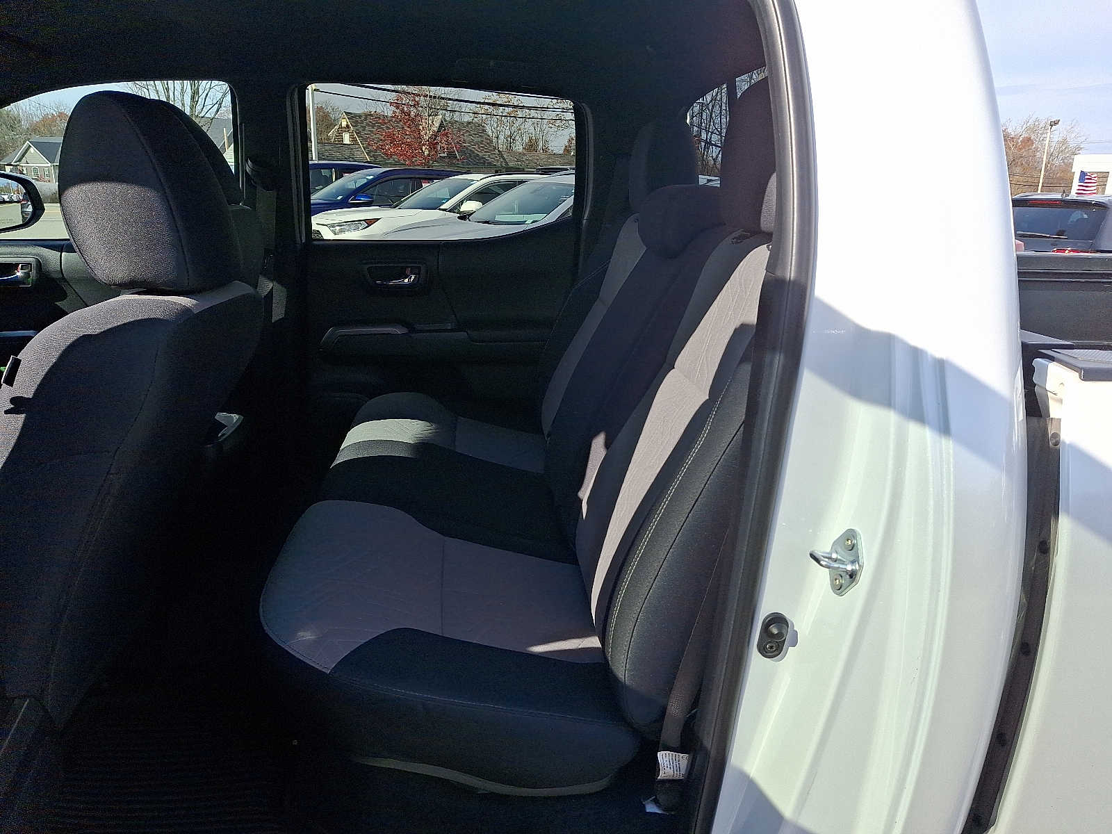 Thumbnail: 2022 Toyota Tacoma - 13