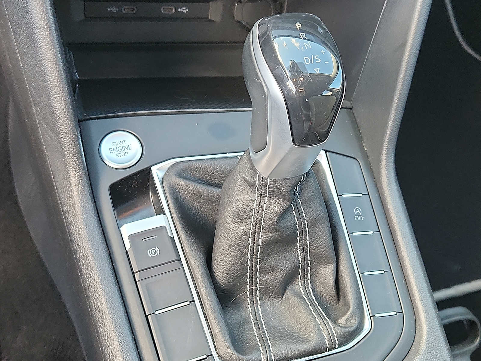 Thumbnail: 2022 Volkswagen Taos - 15