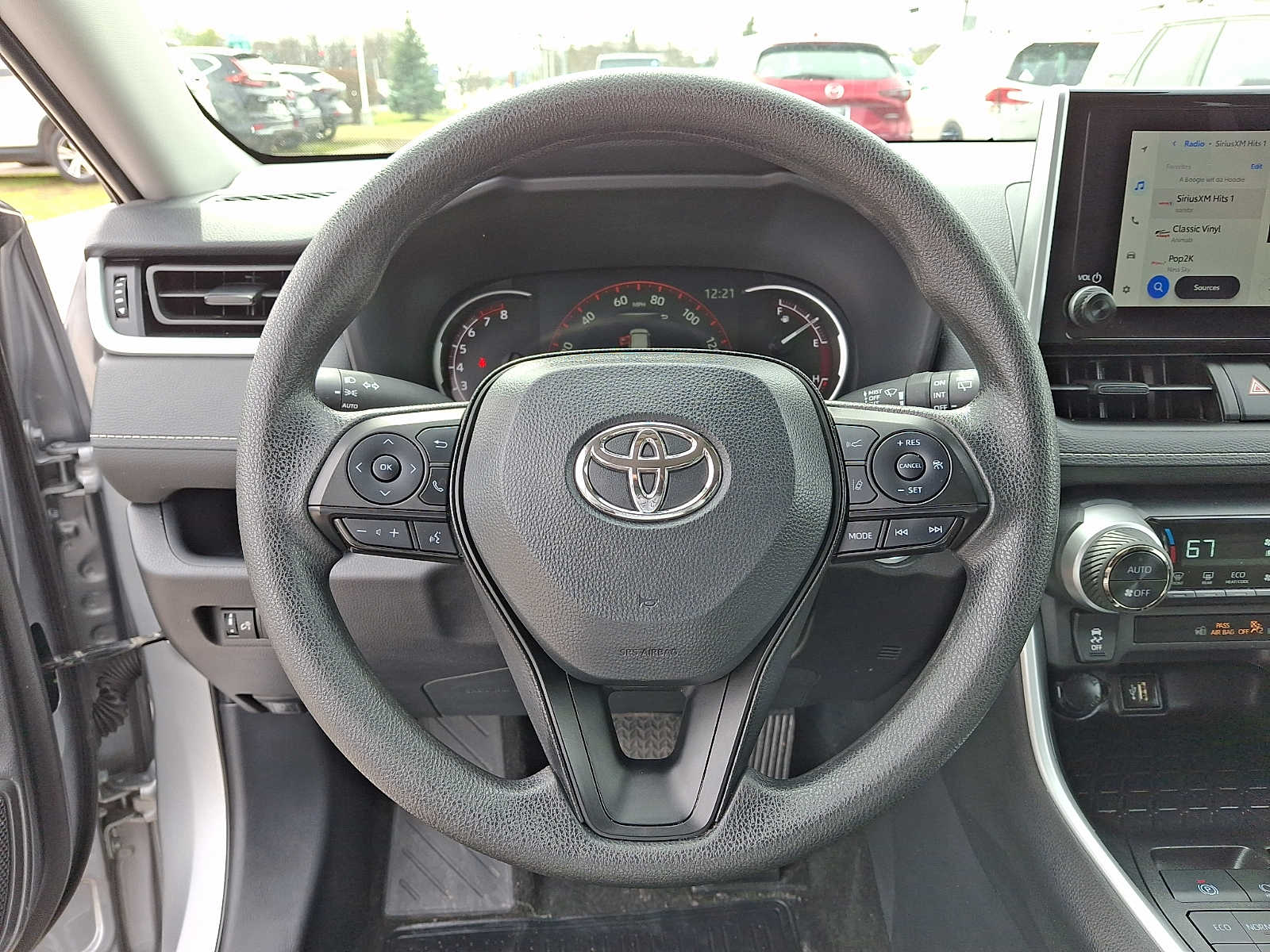 Thumbnail: 2025 Toyota RAV4 - 21