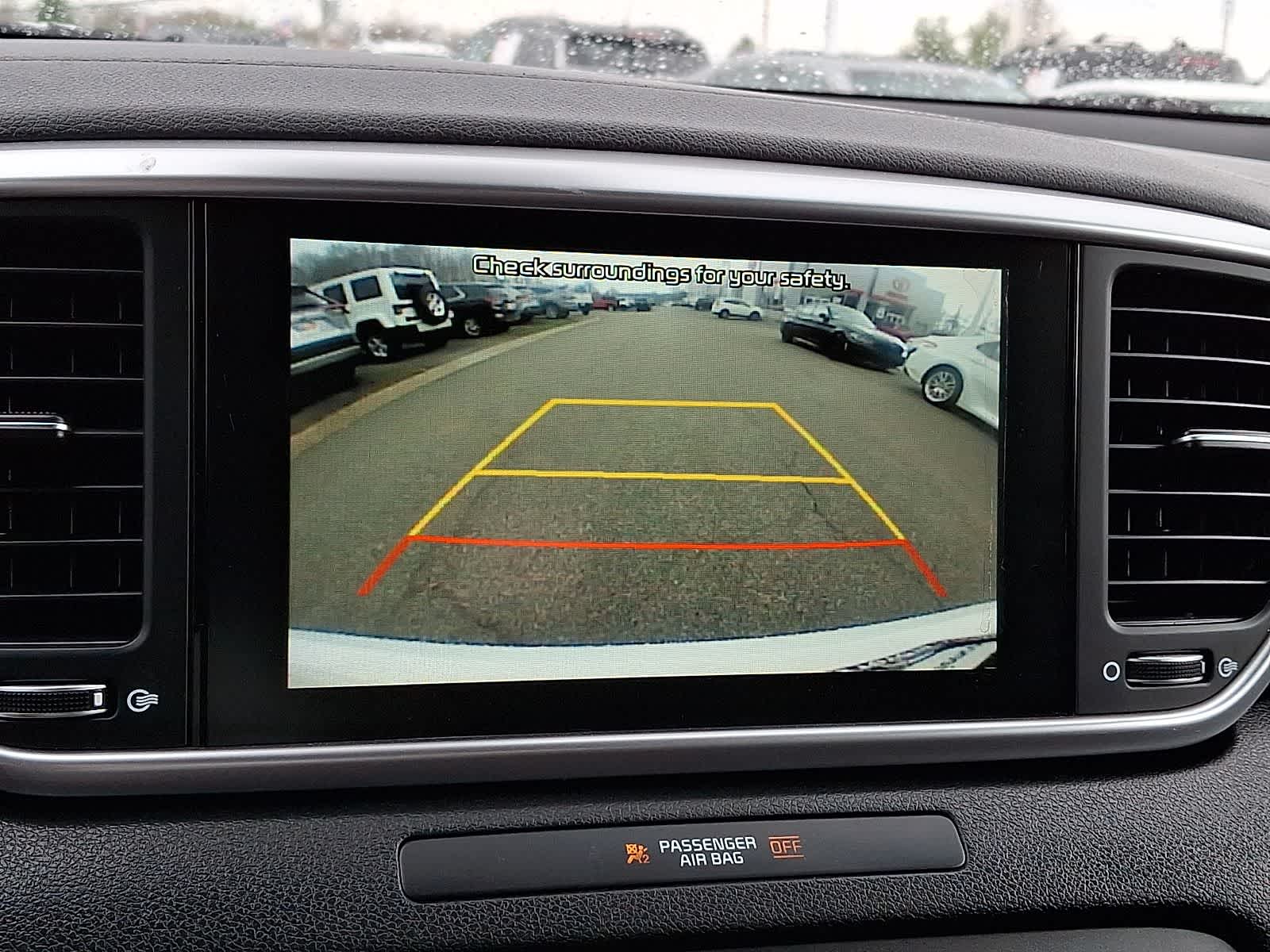 Thumbnail: 2020 Kia Sportage - 18