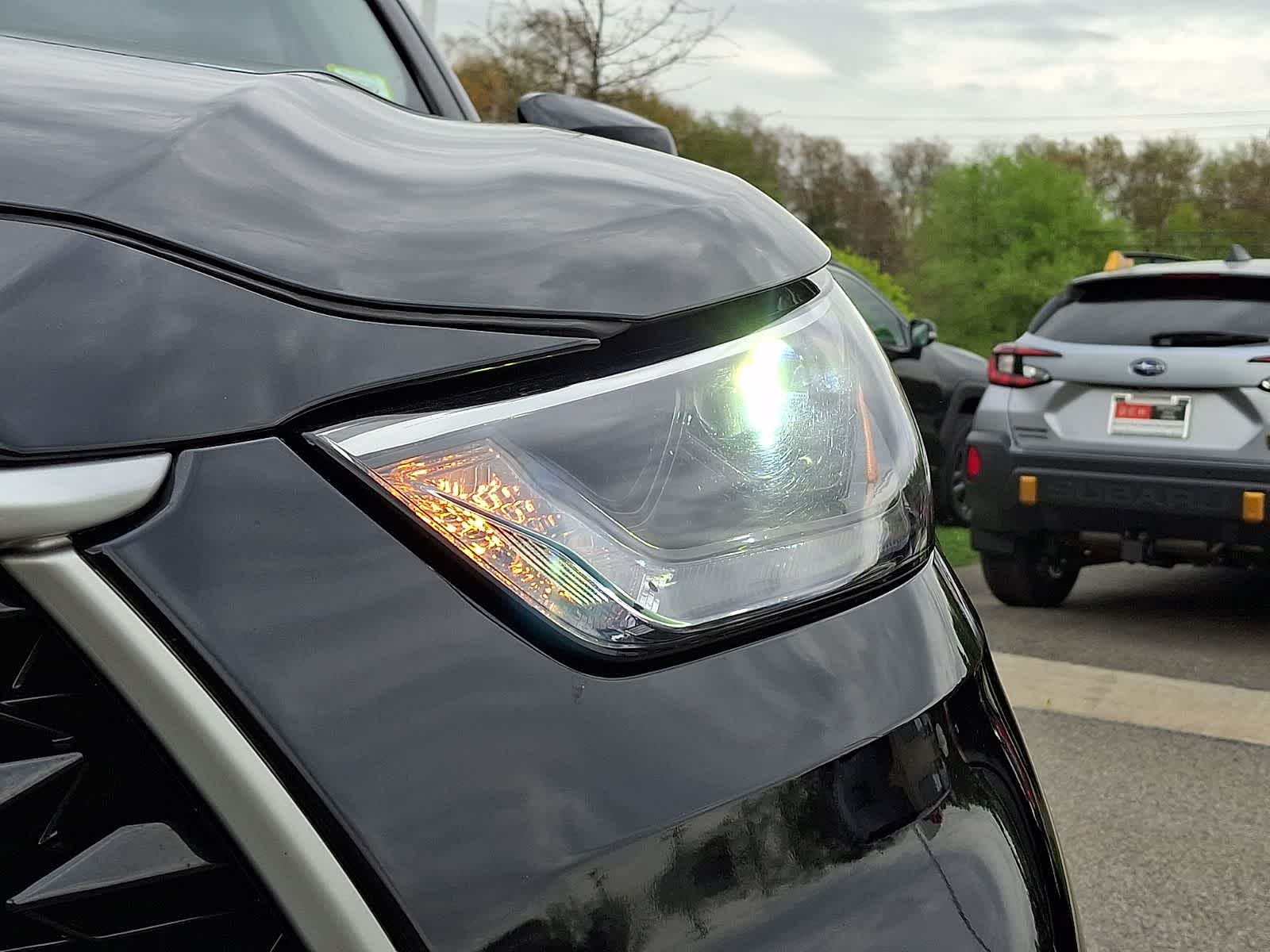Thumbnail: 2023 Toyota Highlander - 11