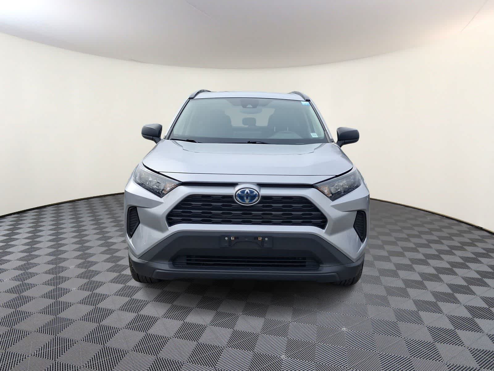 Thumbnail: 2021 Toyota RAV4 - 3