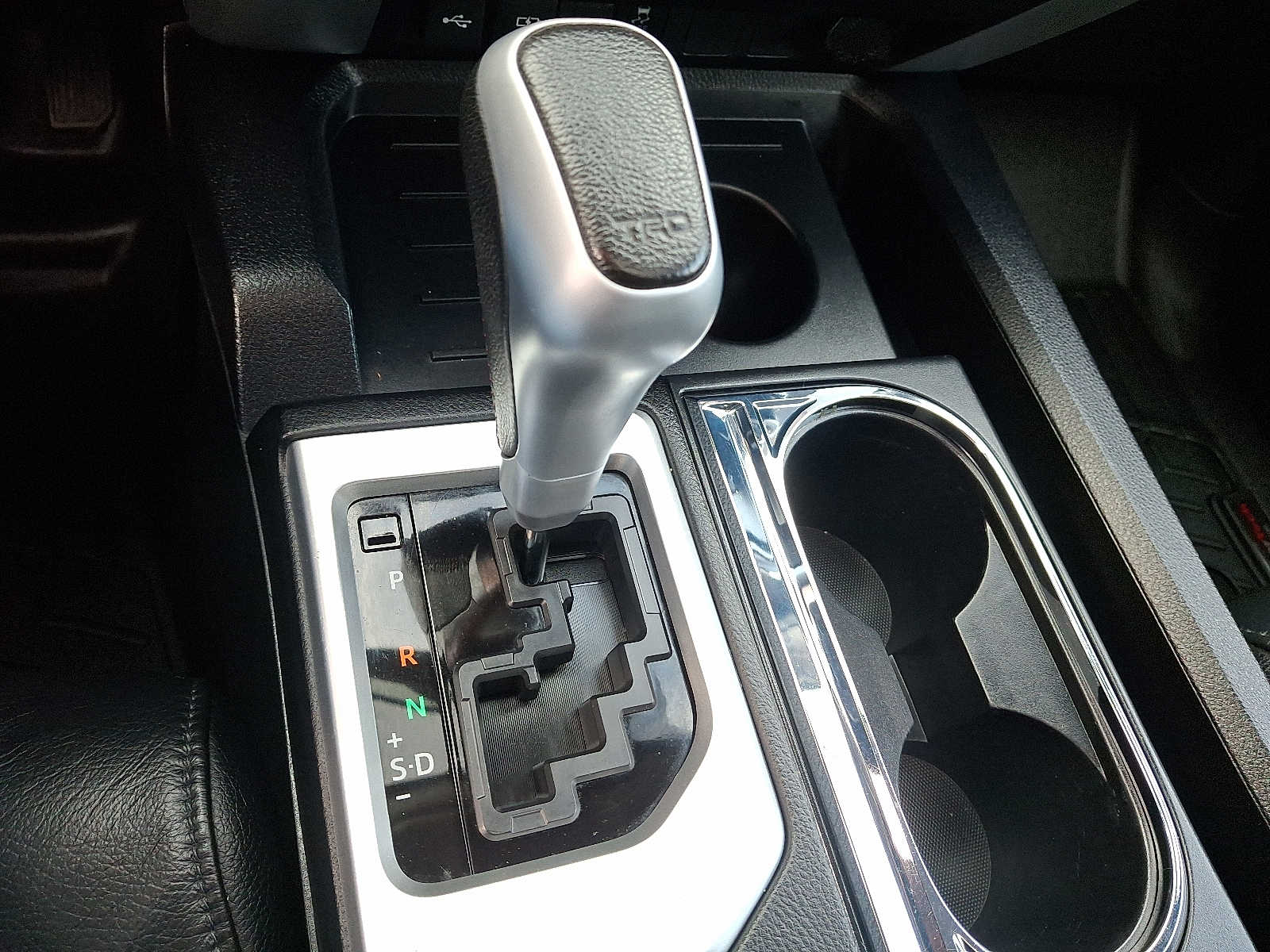 Thumbnail: 2020 Toyota Tundra - 17