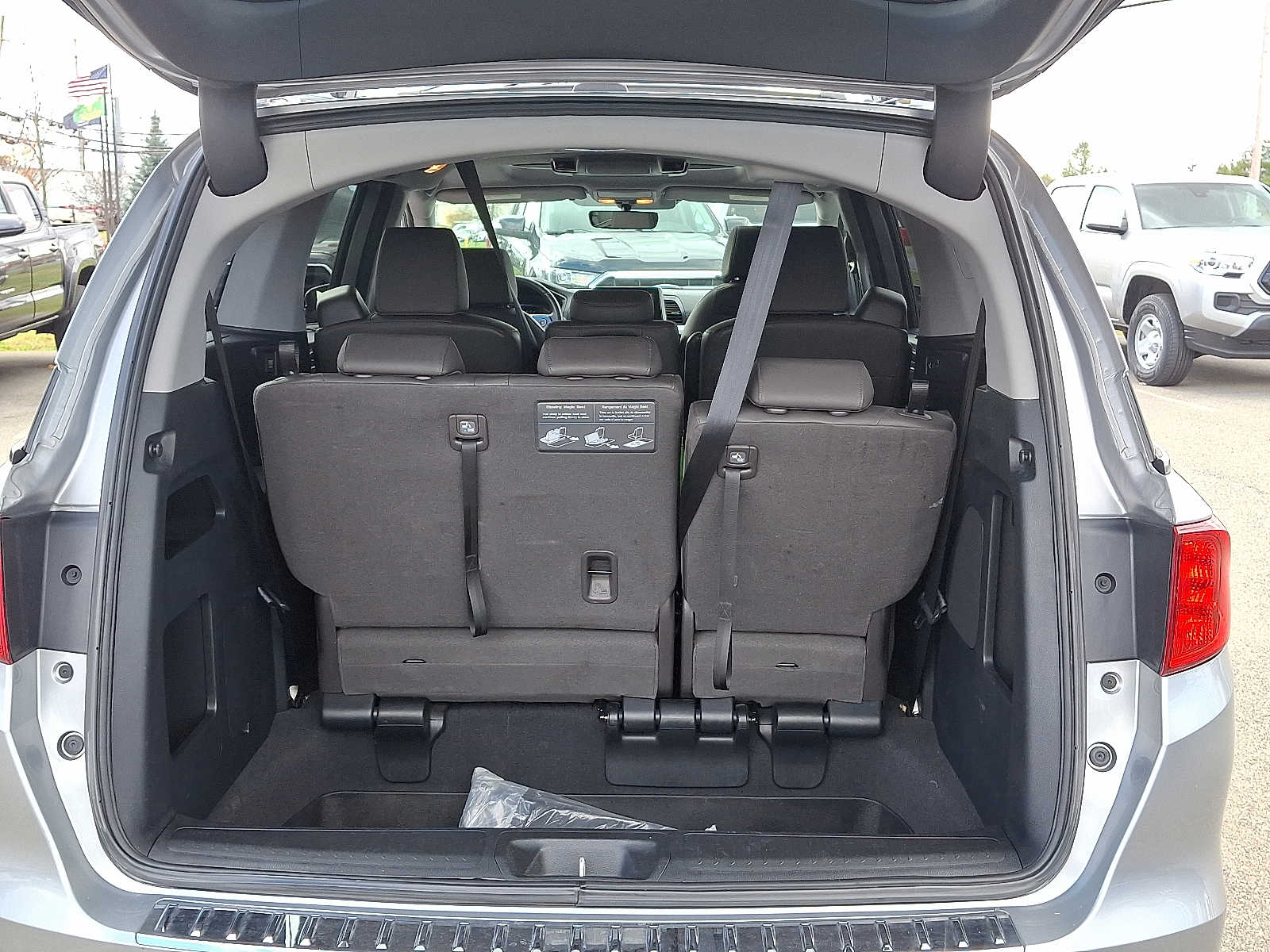 Thumbnail: 2020 Honda Odyssey - 32