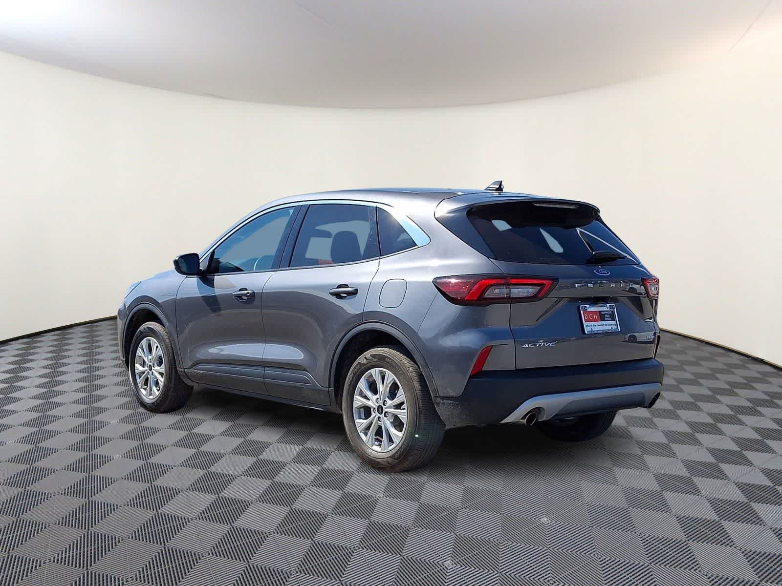 Thumbnail: 2024 Ford Escape - 7