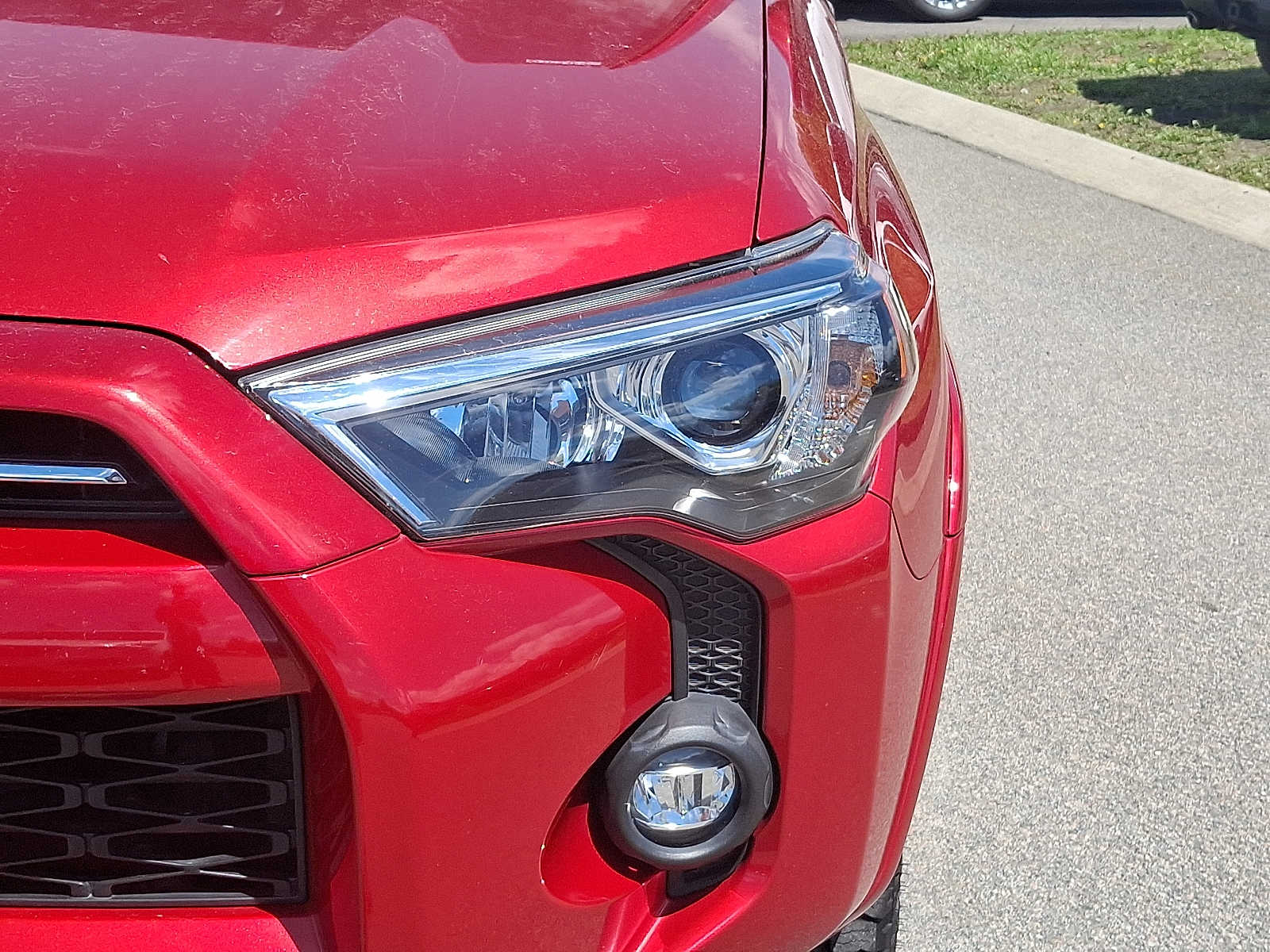 Thumbnail: 2021 Toyota 4Runner - 12