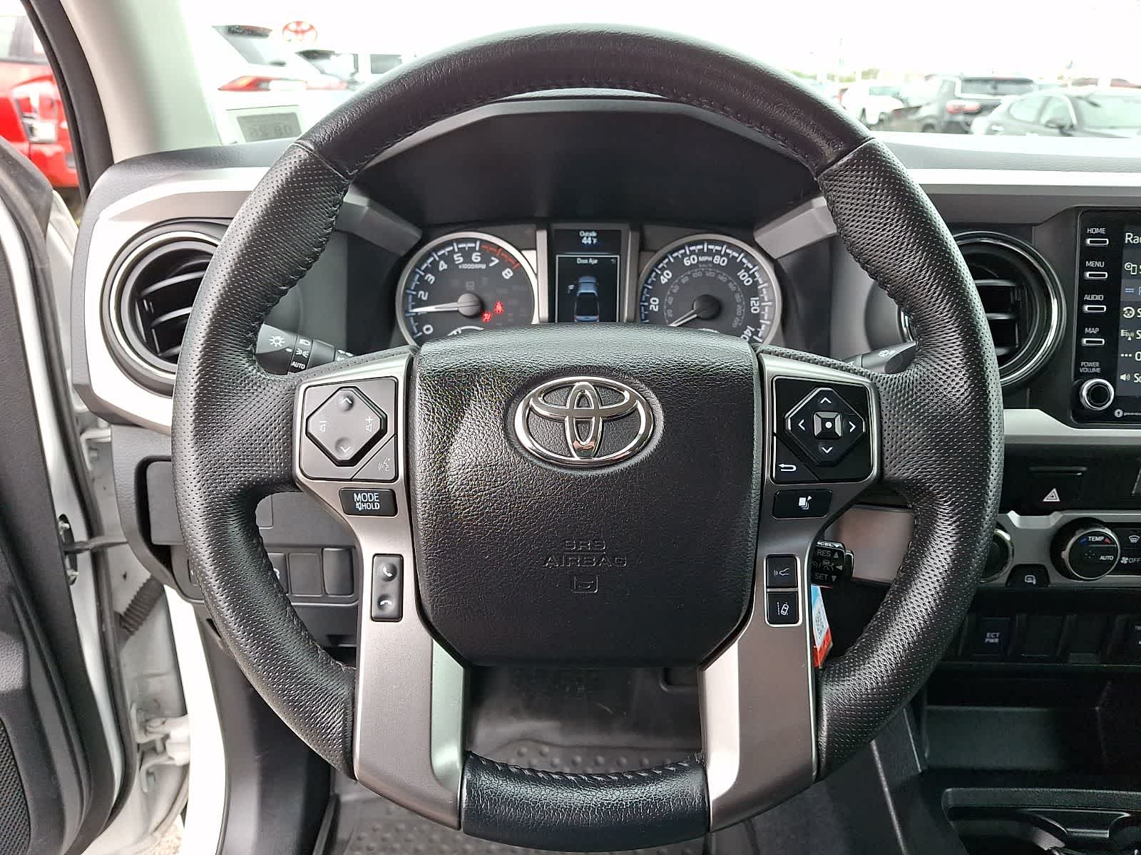 Thumbnail: 2022 Toyota Tacoma - 23