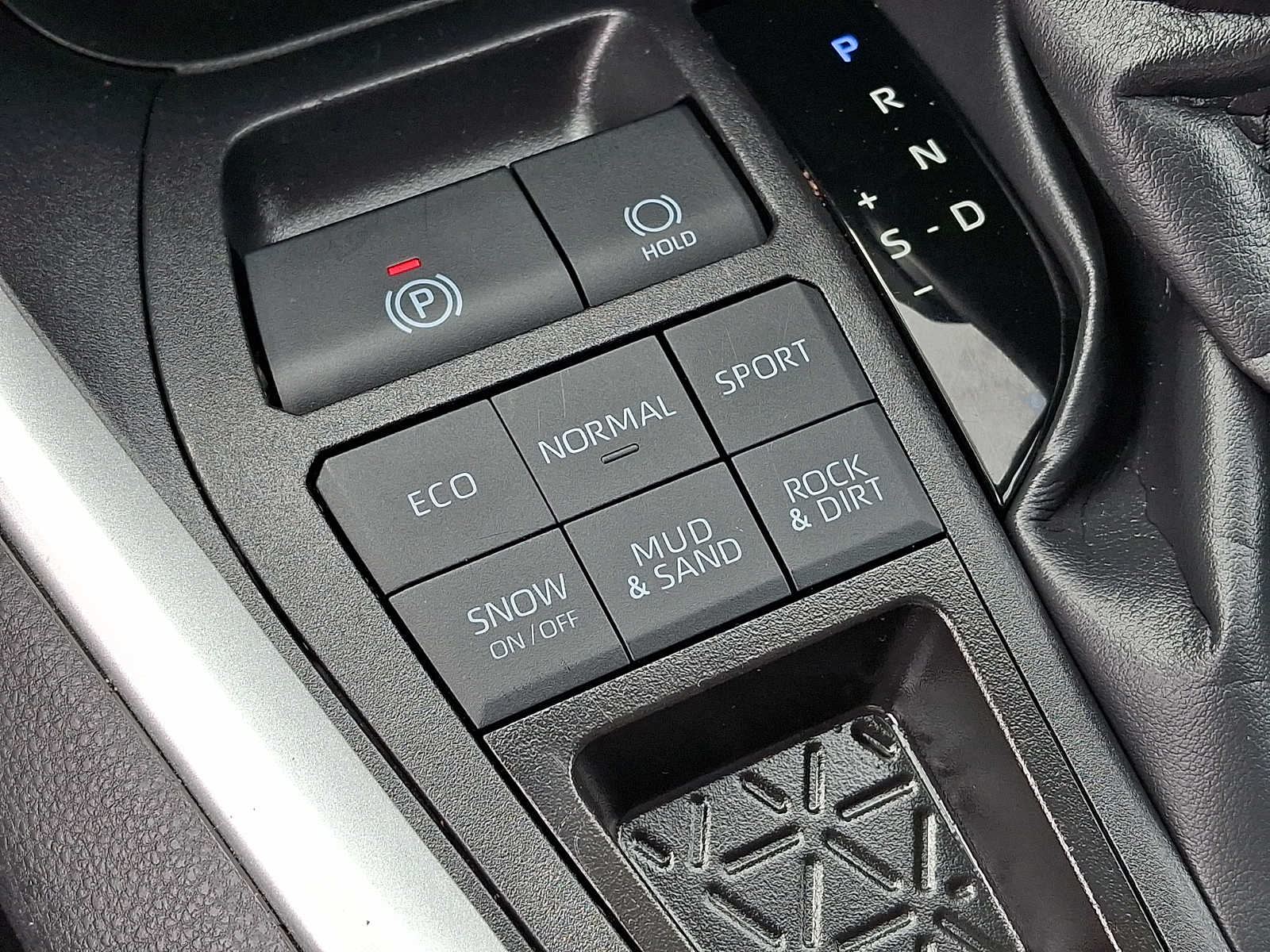 Thumbnail: 2025 Toyota RAV4 - 26