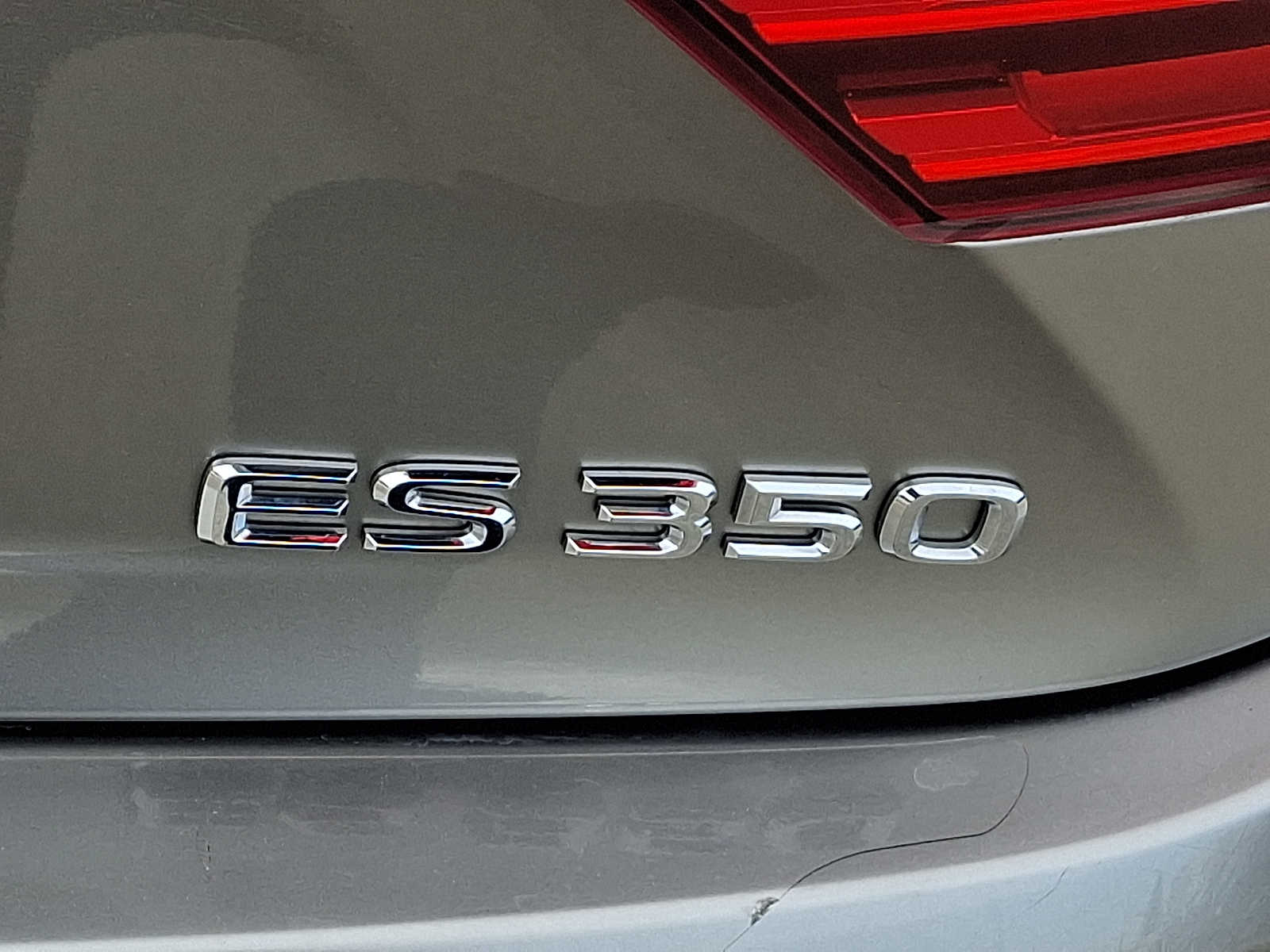 Thumbnail: 2016 Lexus ES - 32