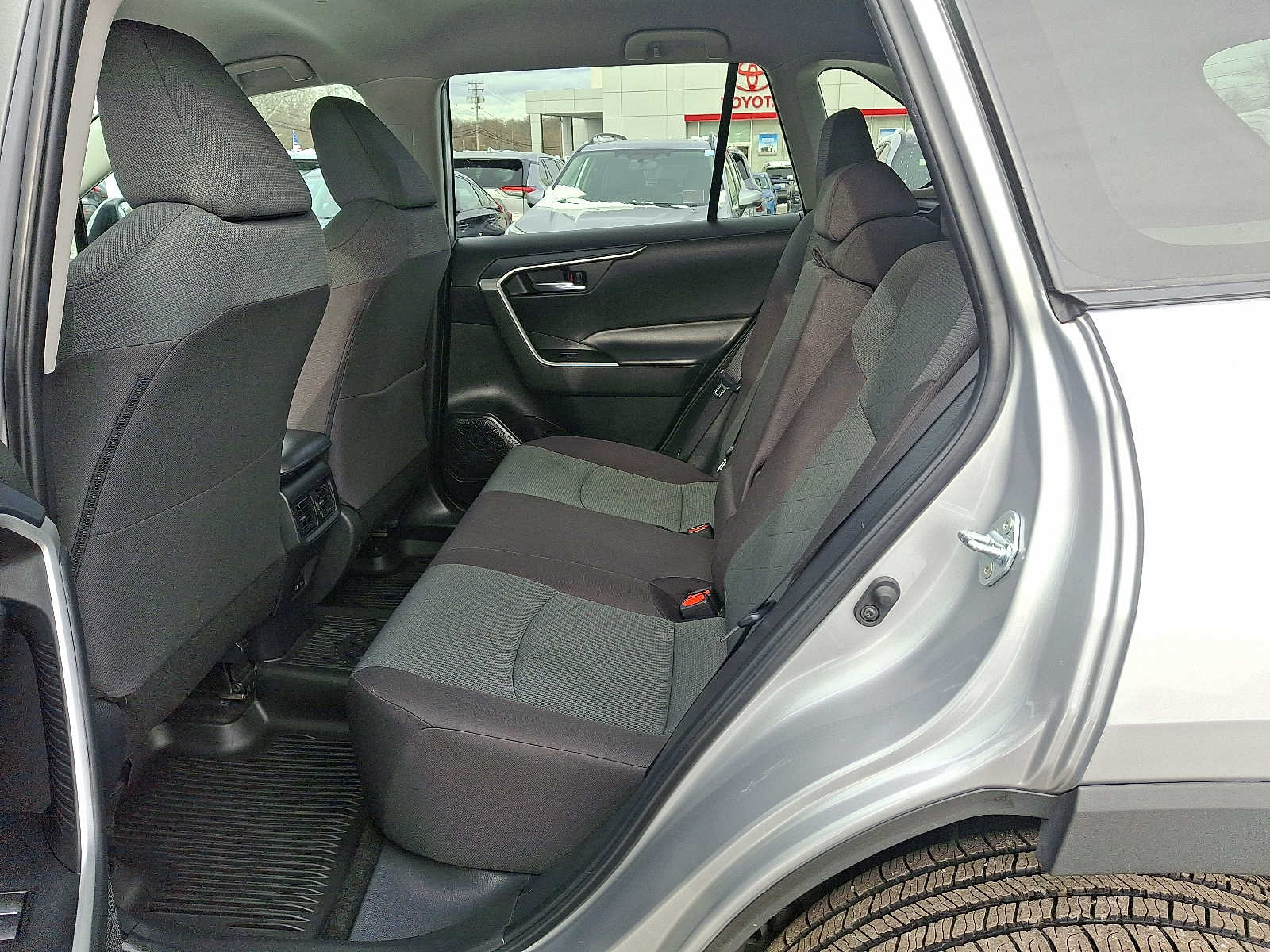 Thumbnail: 2024 Toyota RAV4 - 13