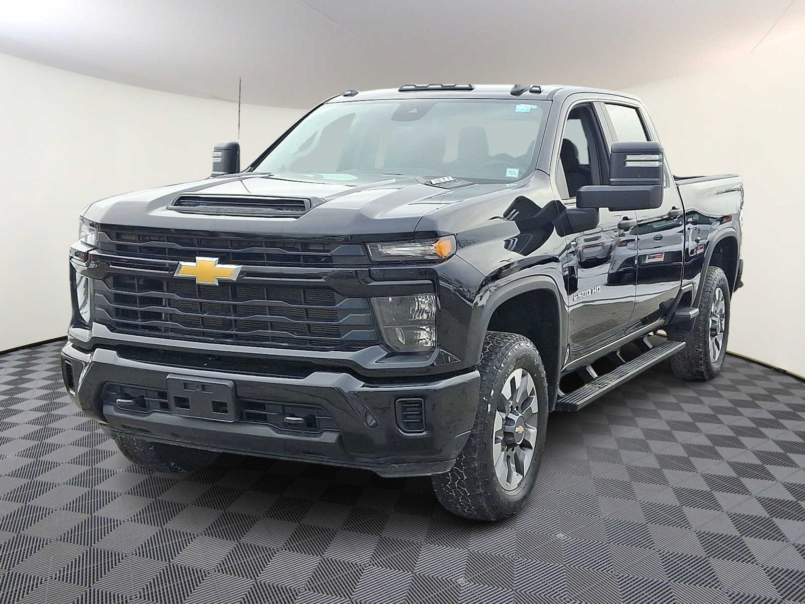 Thumbnail: 2024 Chevrolet Silverado 2500 - 1