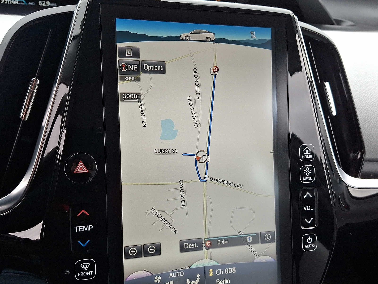 Thumbnail: 2017 Toyota Prius Prime - 18