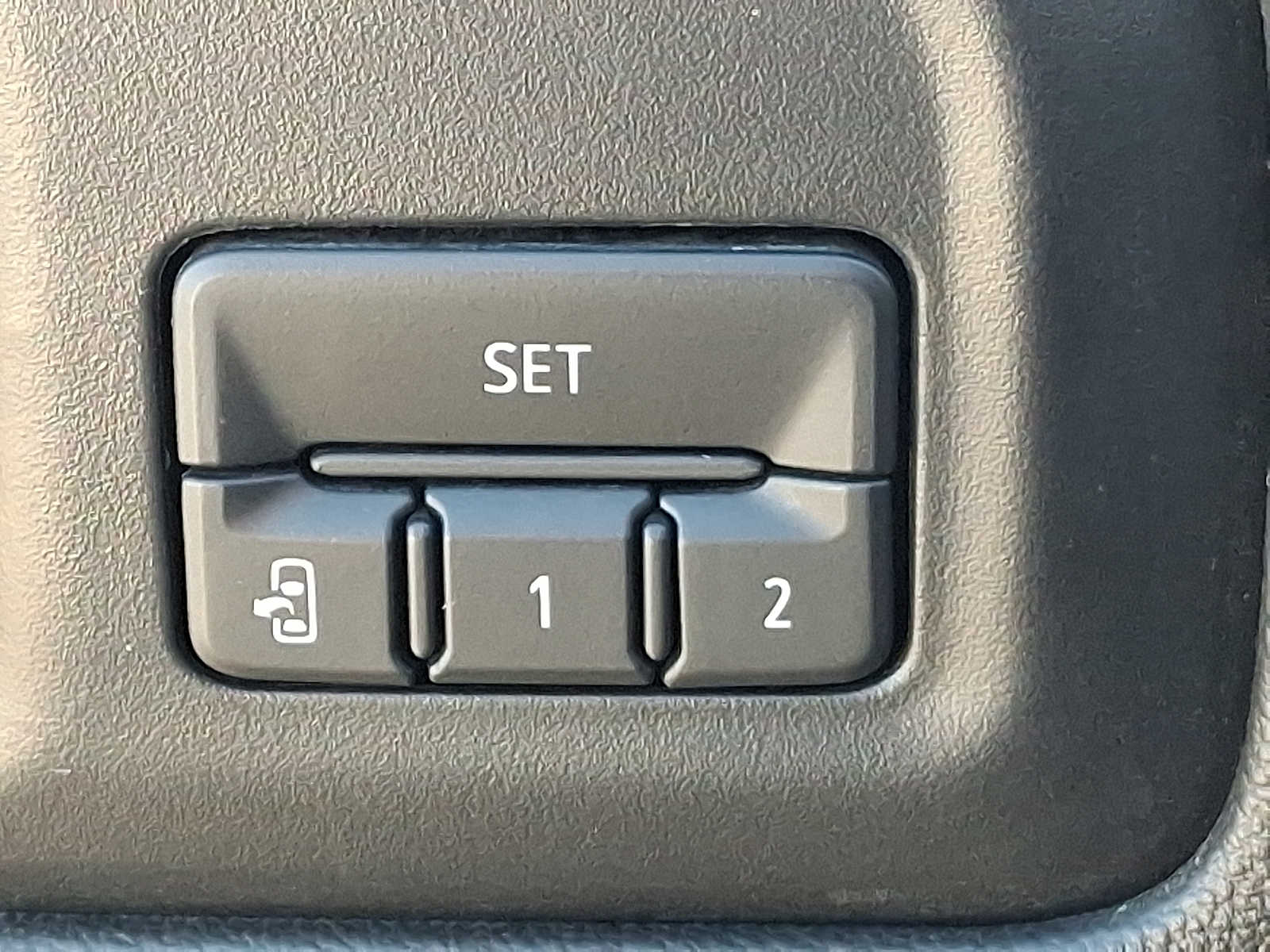 Thumbnail: 2022 GMC Sierra 2500 - 24