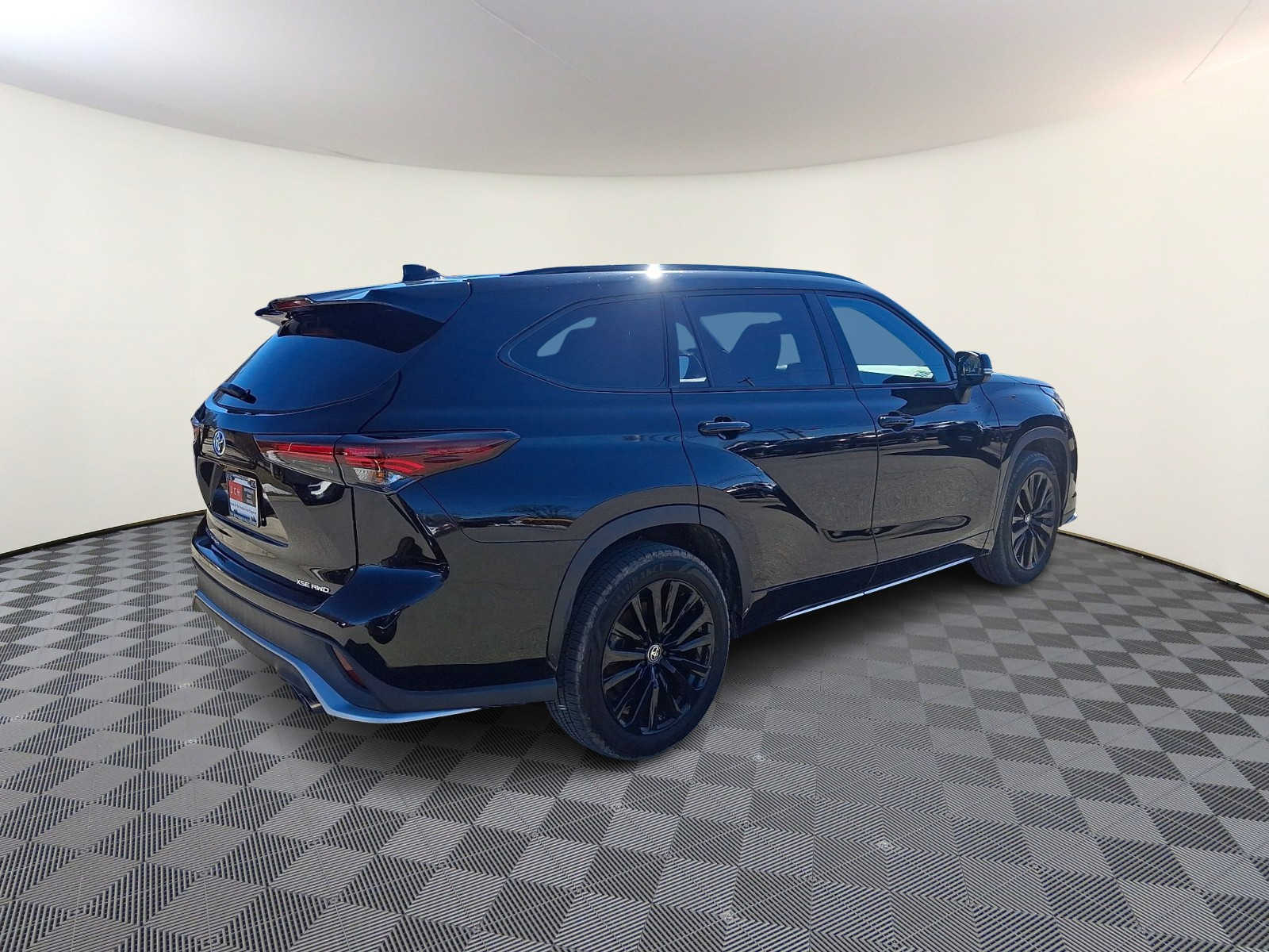 Thumbnail: 2024 Toyota Highlander - 6