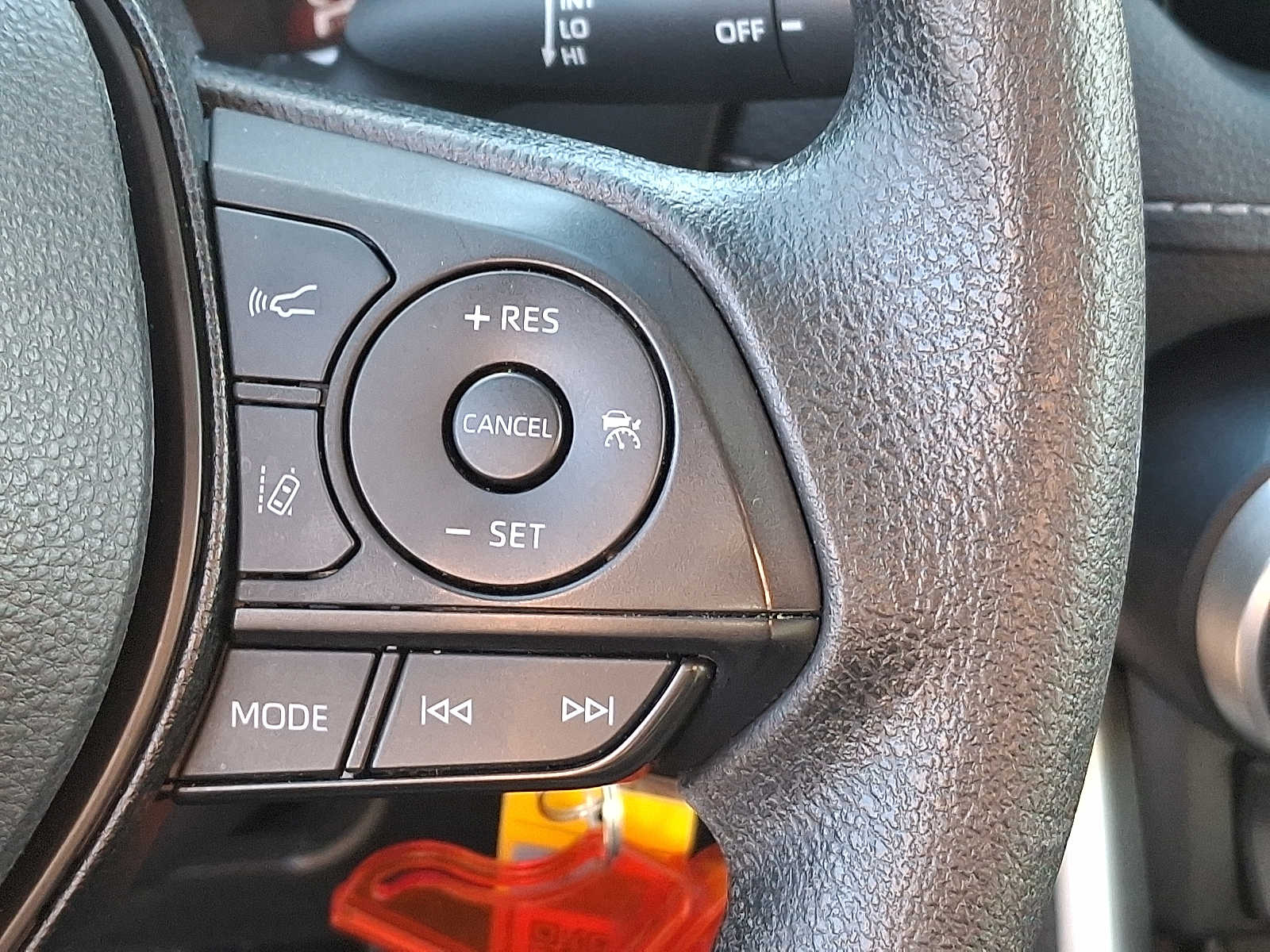 Thumbnail: 2023 Toyota RAV4 - 18