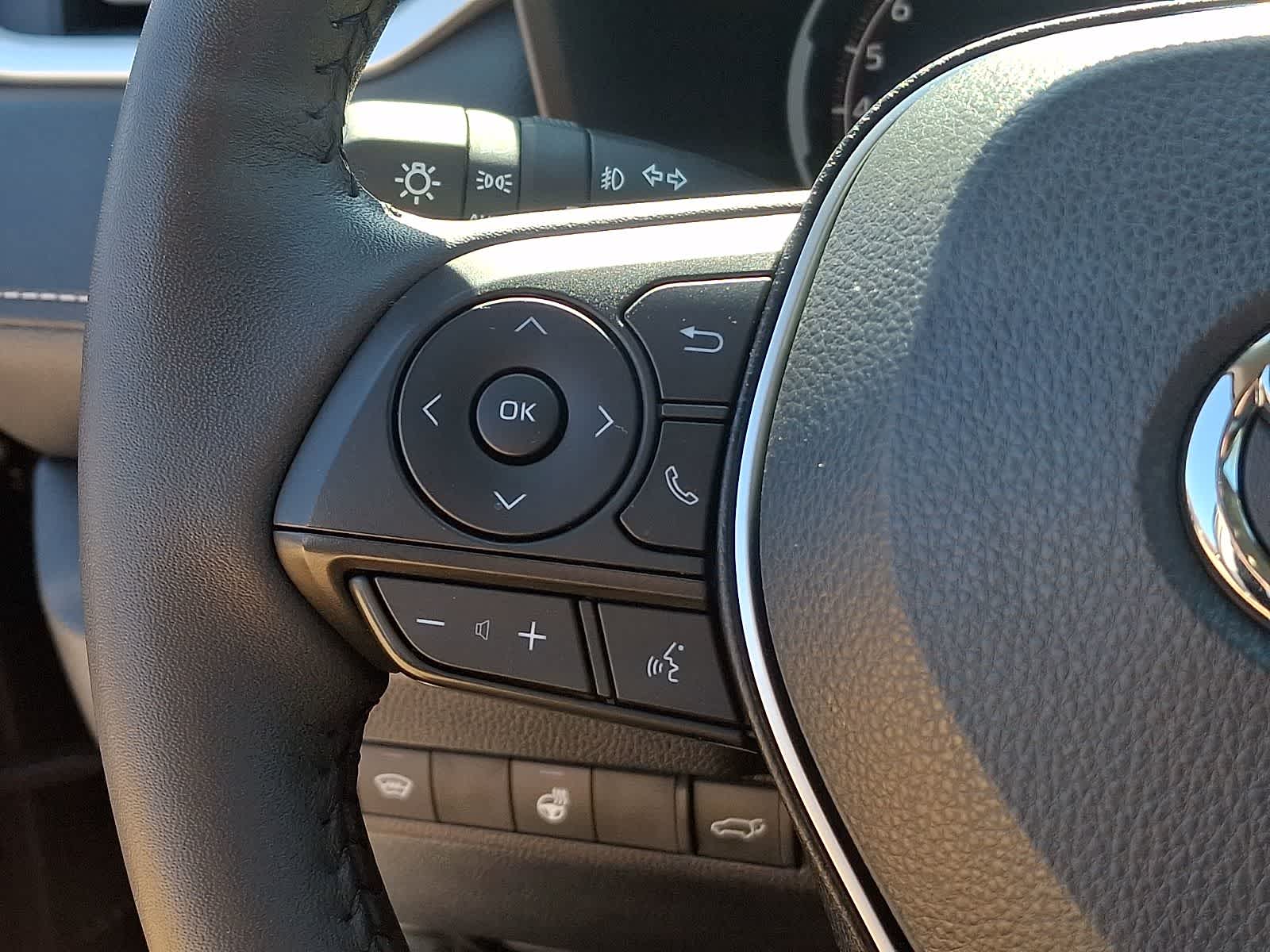 Thumbnail: 2025 Toyota RAV4 - 24