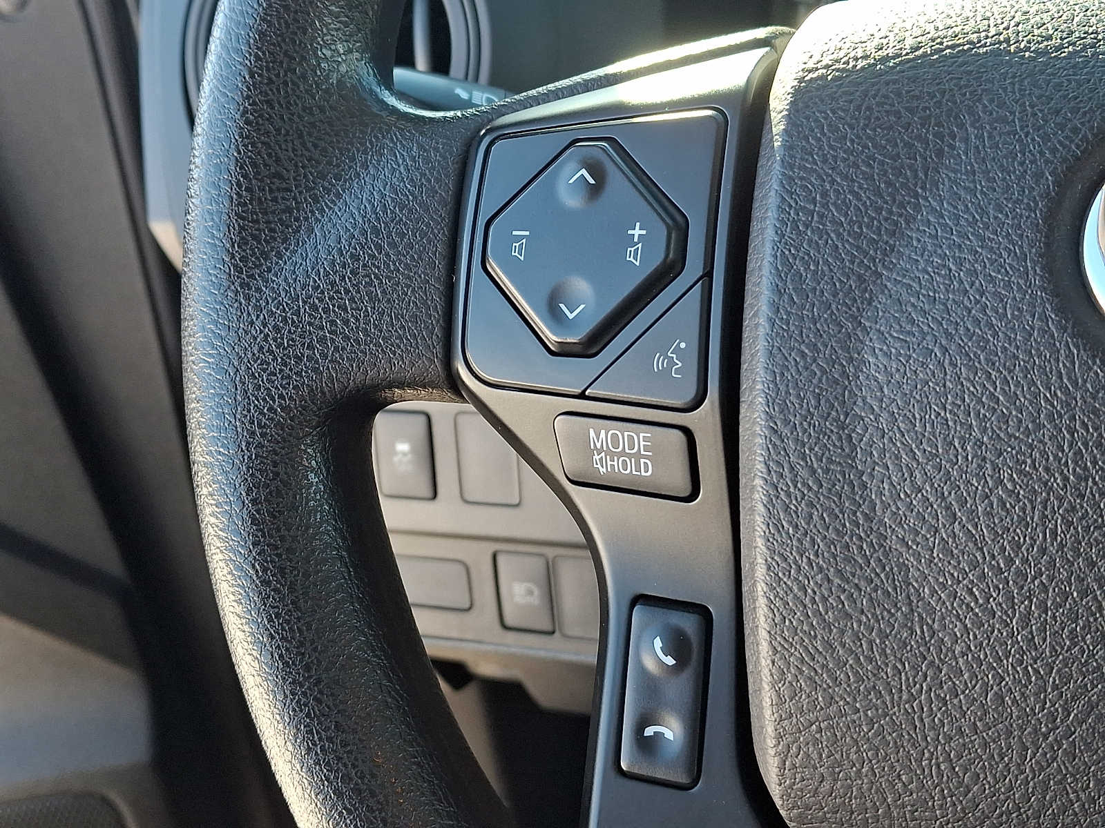 Thumbnail: 2021 Toyota Tacoma - 22