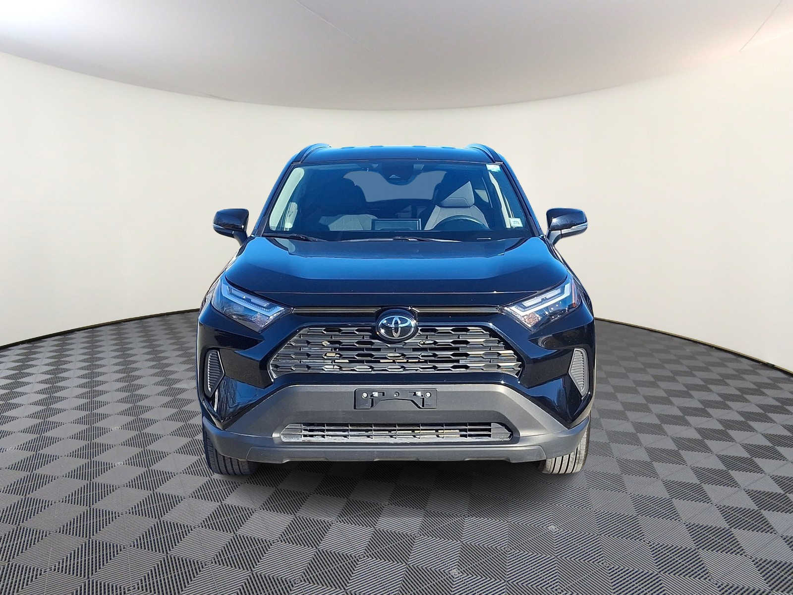 Thumbnail: 2025 Toyota RAV4 - 3