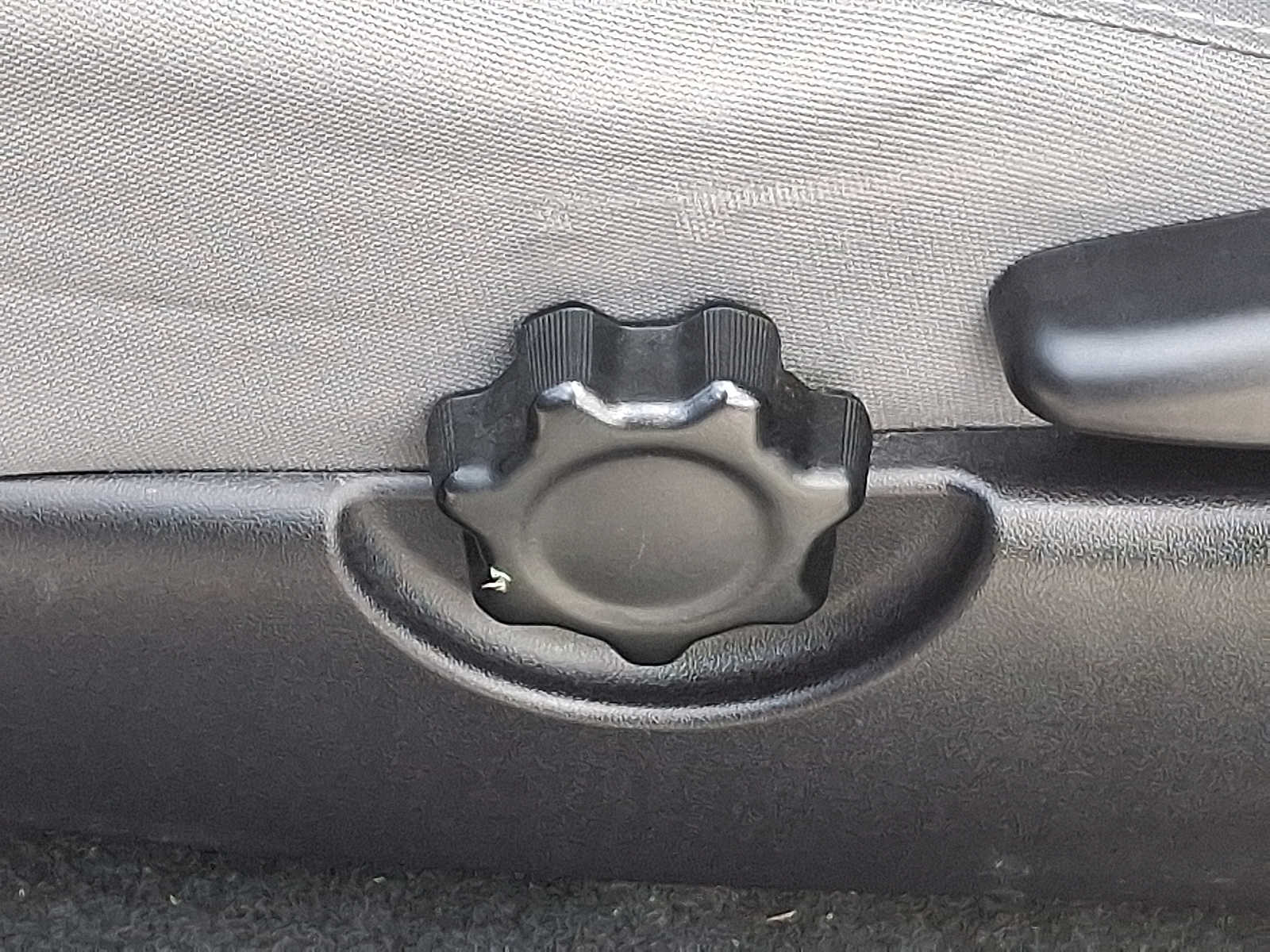 Thumbnail: 2019 Toyota Tacoma - 26