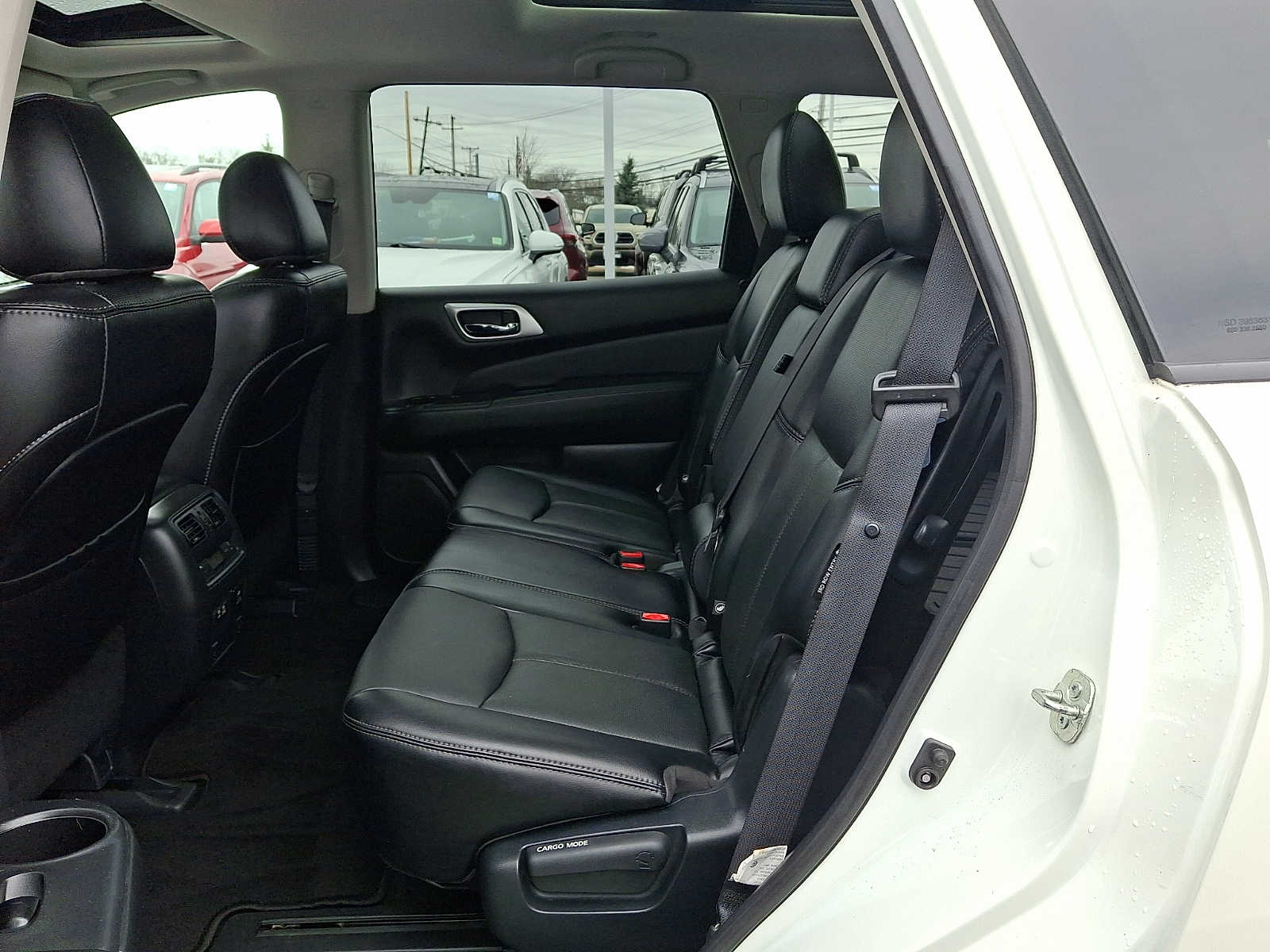 Thumbnail: 2020 Nissan Pathfinder - 11