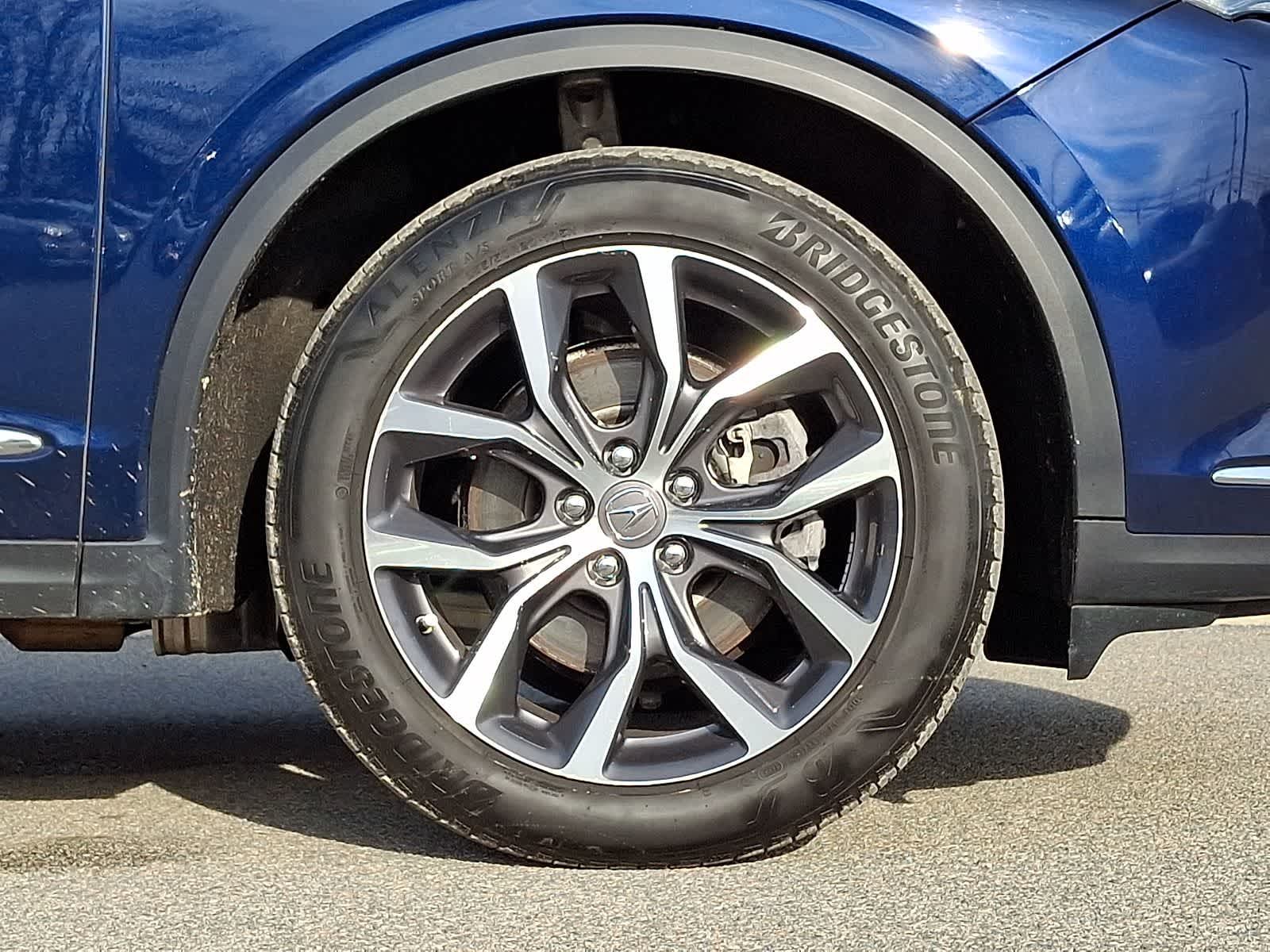 Thumbnail: 2023 Acura MDX - 9