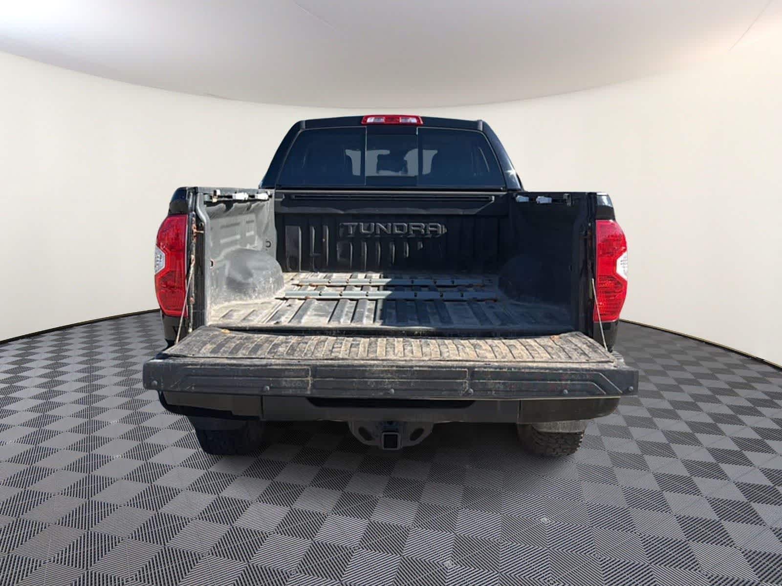 Thumbnail: 2020 Toyota Tundra - 9