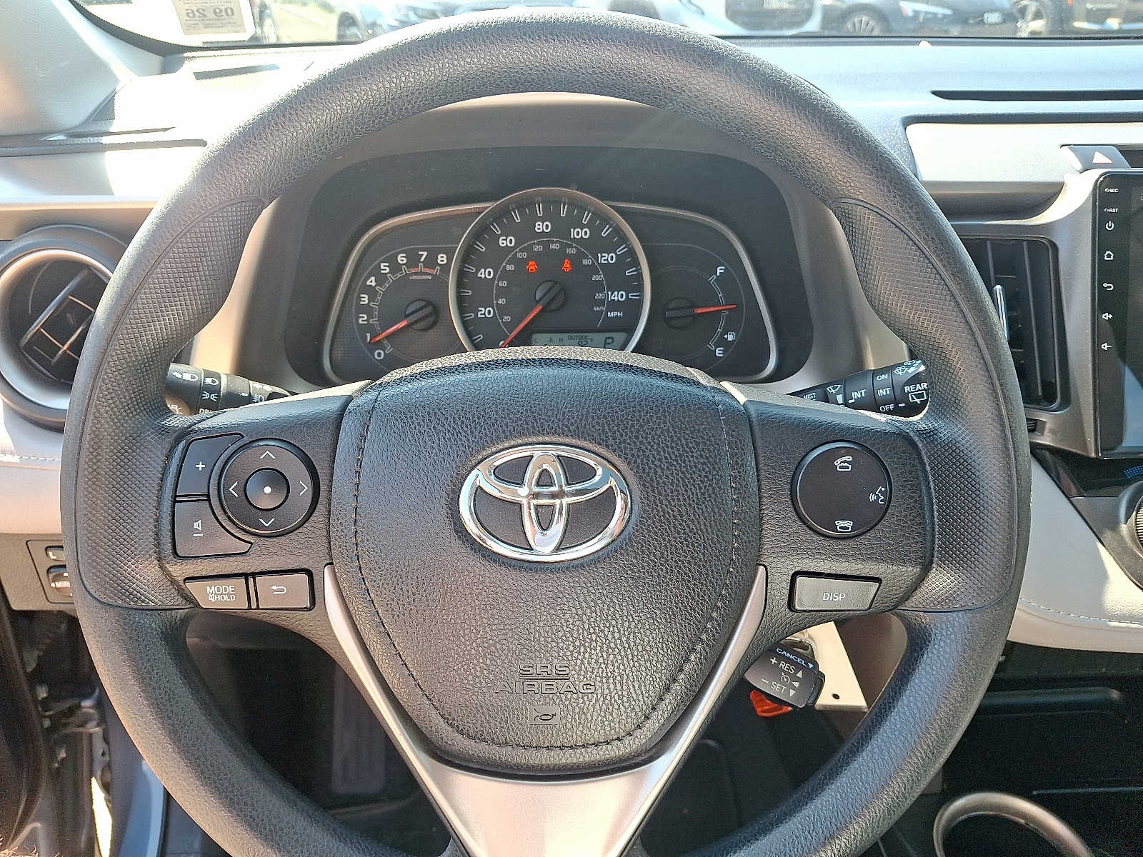 Thumbnail: 2014 Toyota RAV4 - 21
