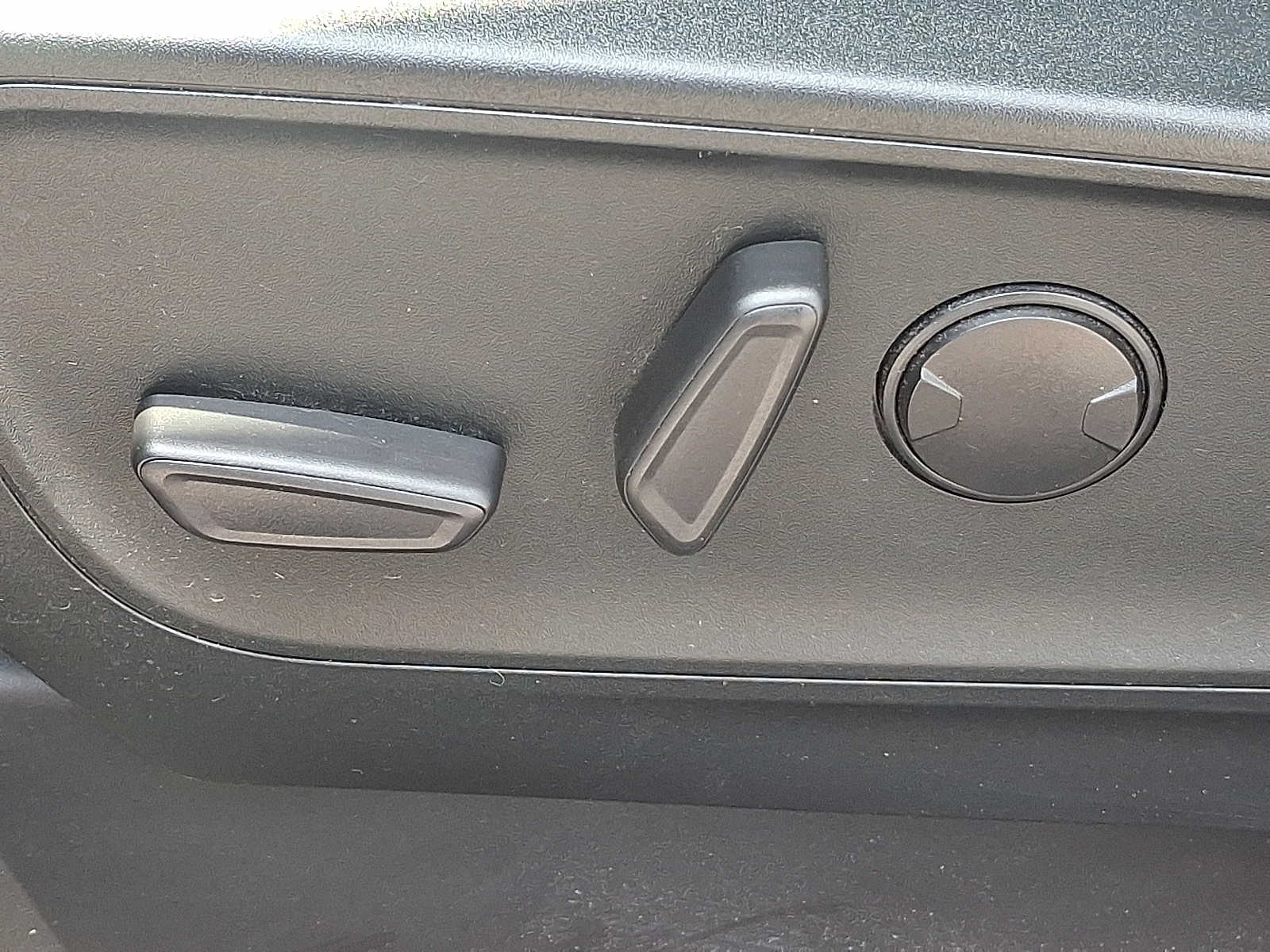 2022 Ford Escape SE 26