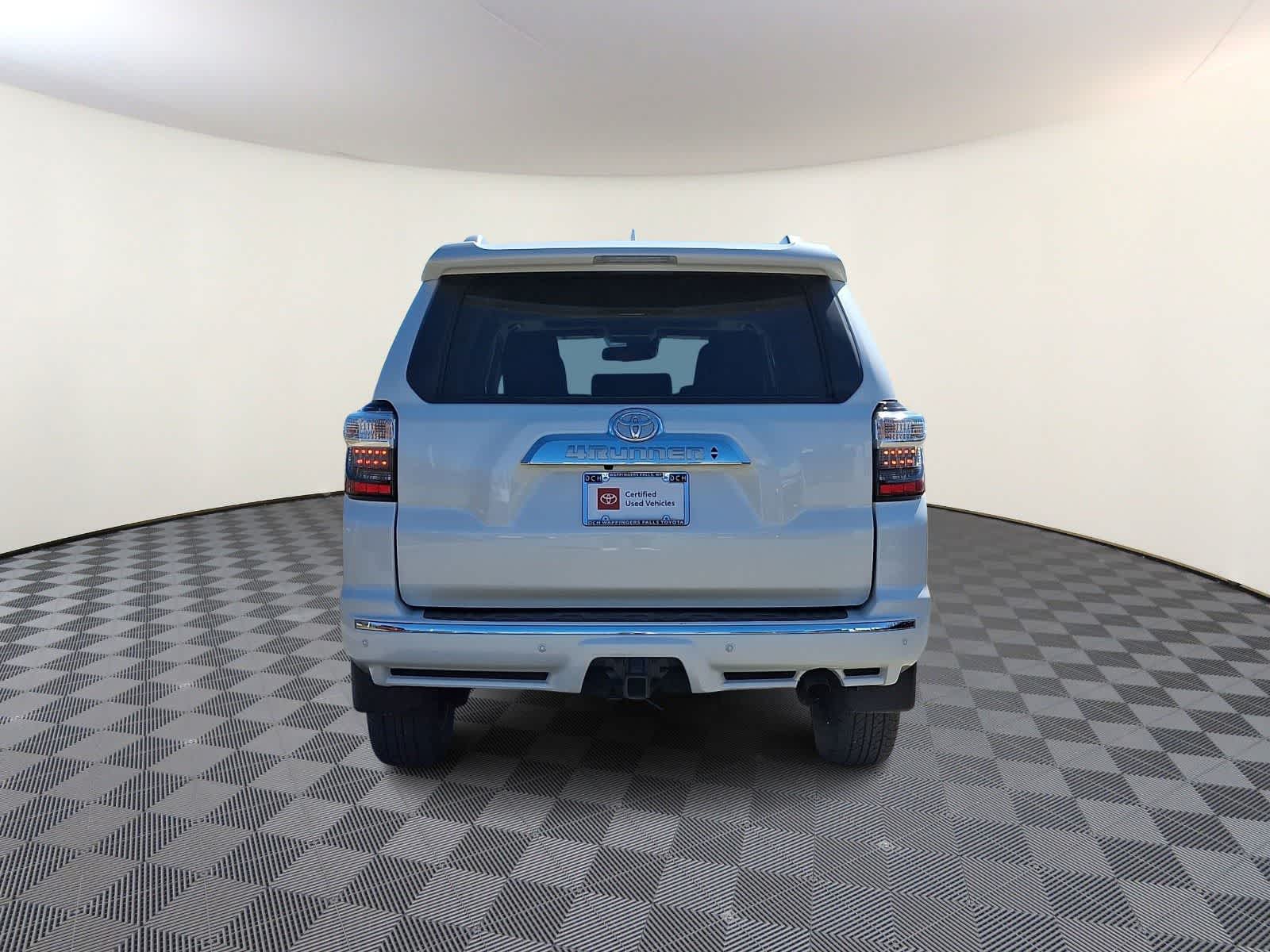 Thumbnail: 2023 Toyota 4Runner - 7