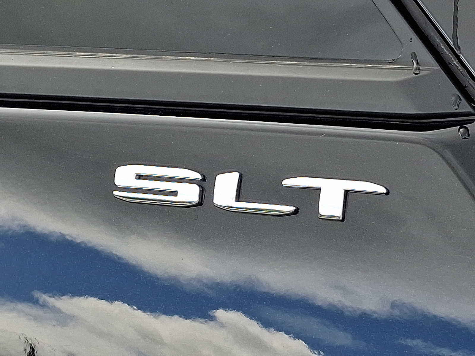 2023 GMC Terrain SLT 32