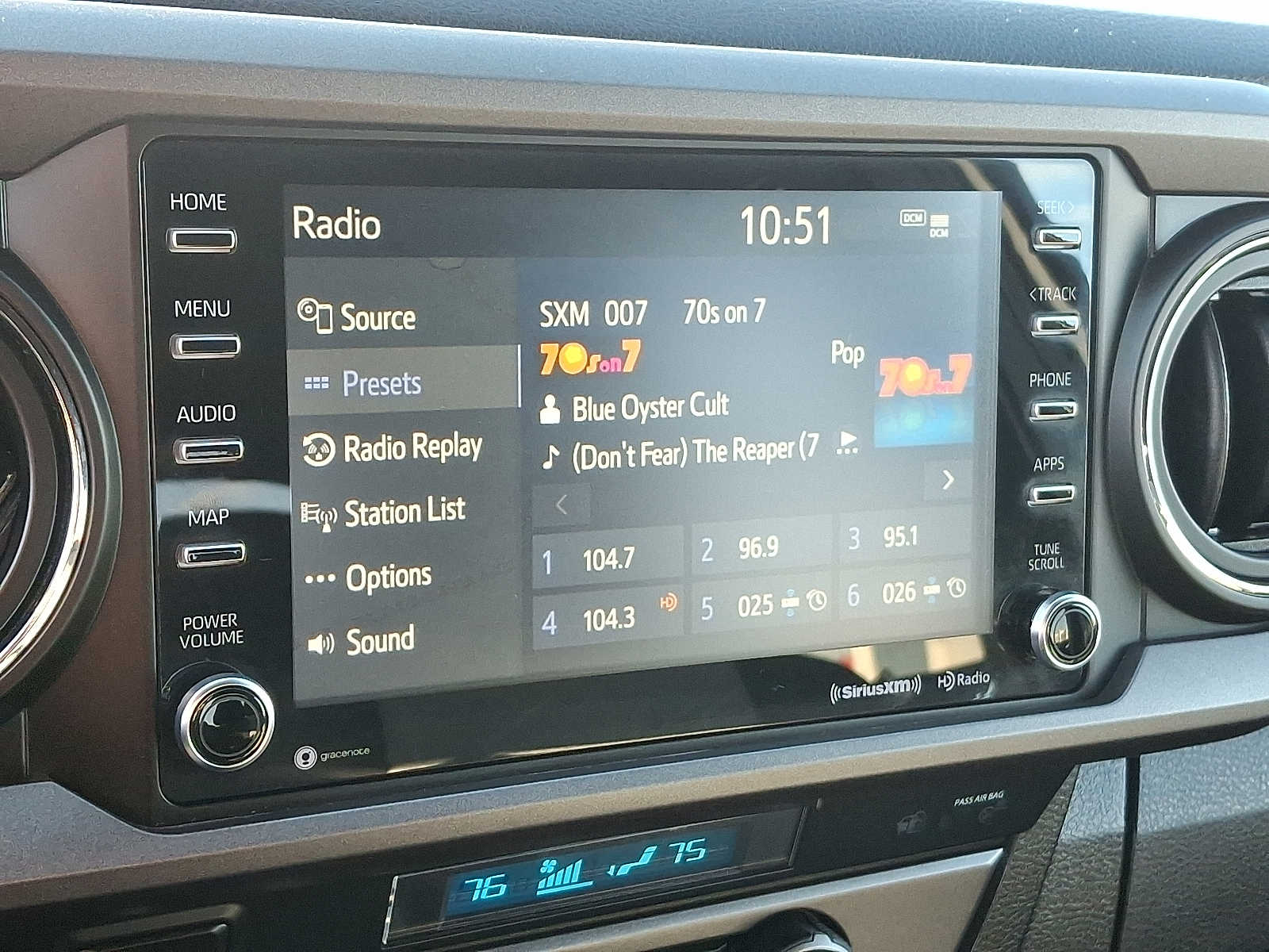 Thumbnail: 2021 Toyota Tacoma - 20