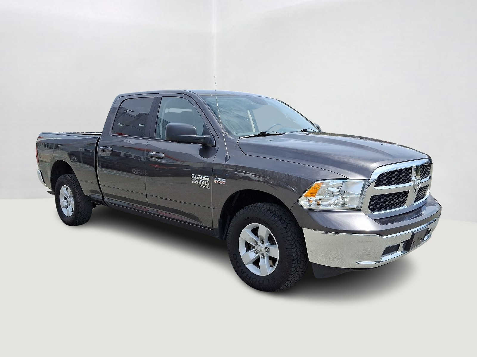 2019 RAM 1500 Classic SLT 4