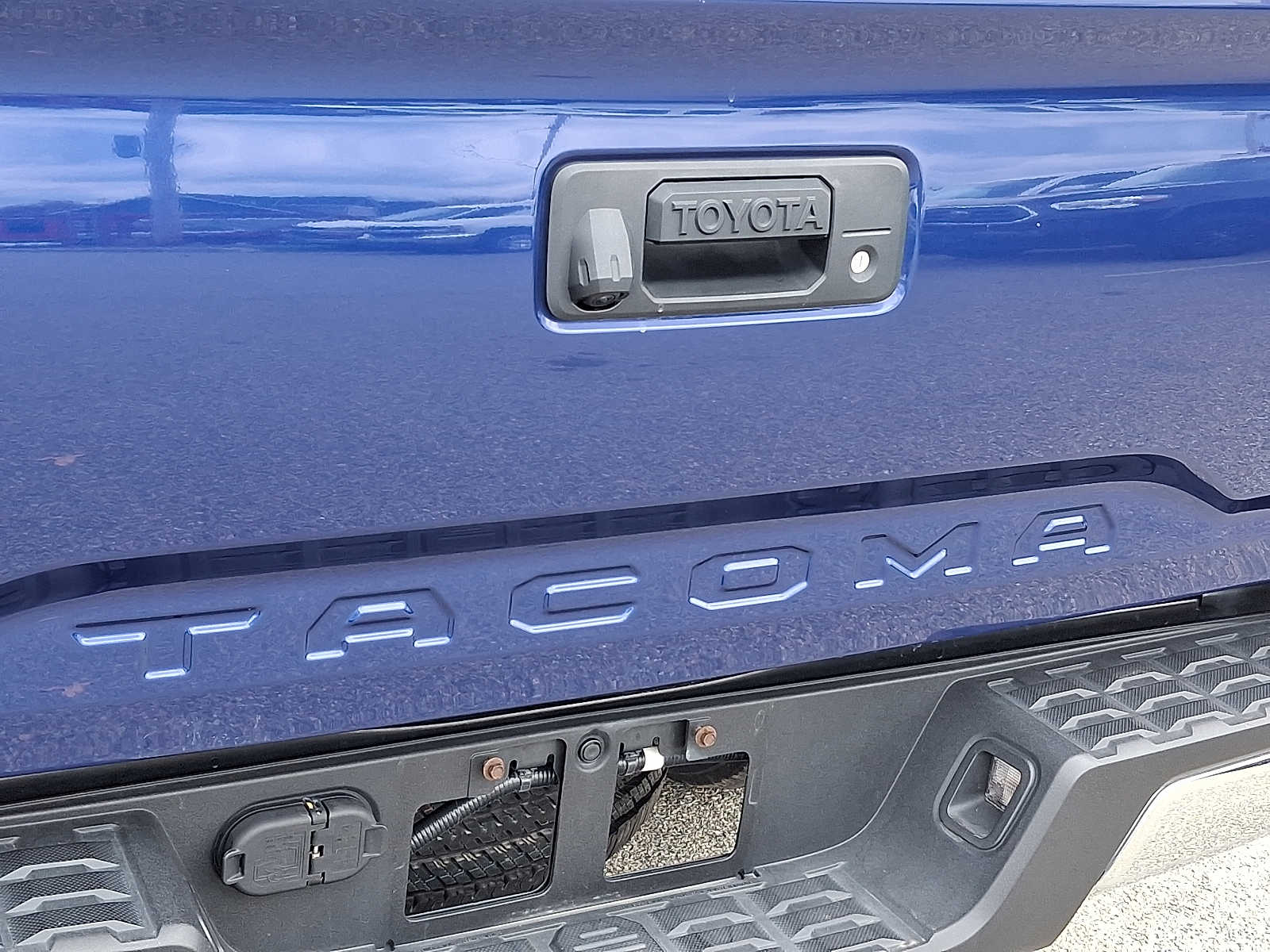 Thumbnail: 2023 Toyota Tacoma - 30