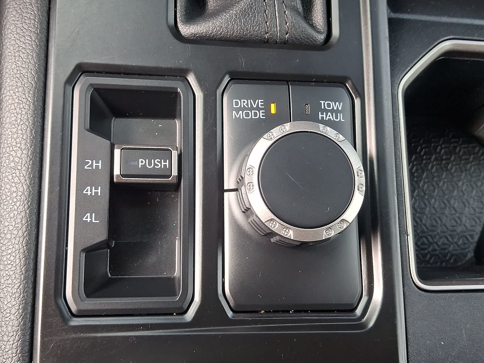 Thumbnail: 2024 Toyota Tundra - 25