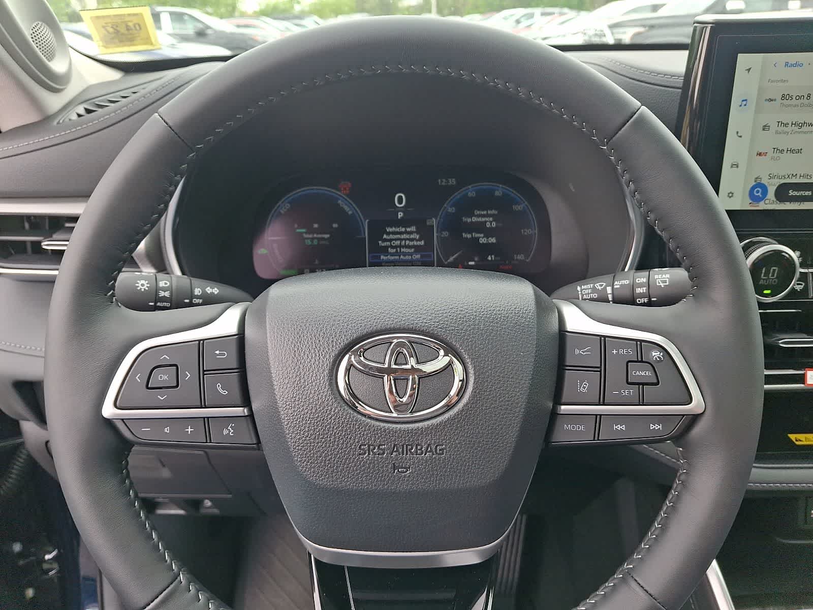 Thumbnail: 2026 Toyota Highlander - 18