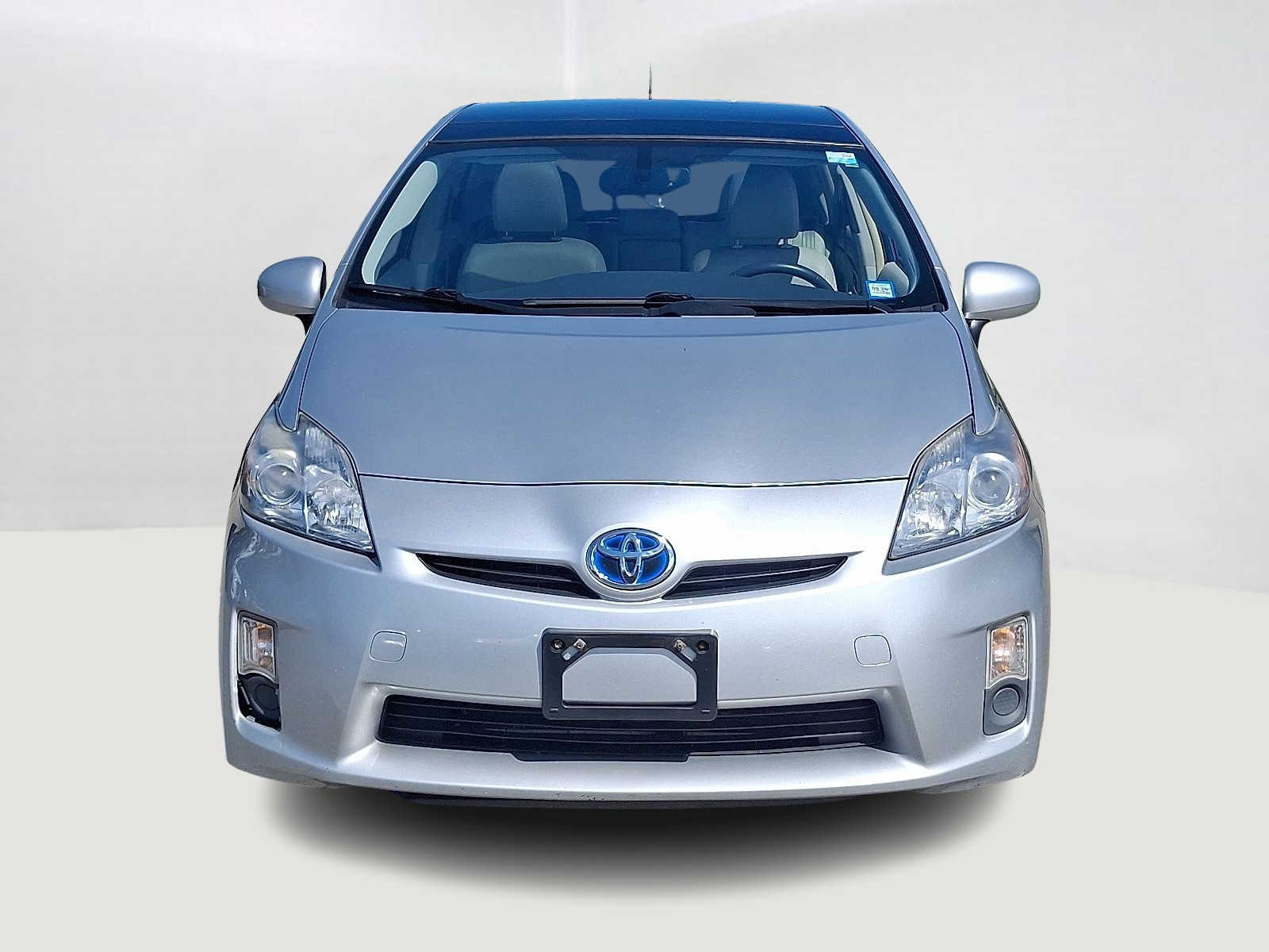 Thumbnail: 2011 Toyota Prius - 3