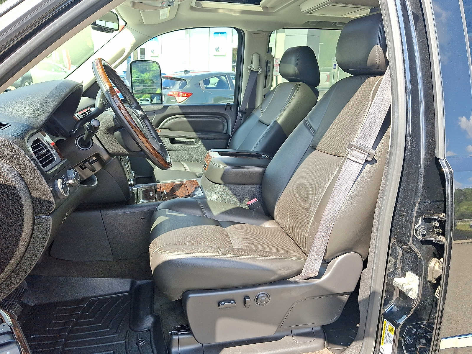 Thumbnail: 2013 GMC Sierra 2500 - 16