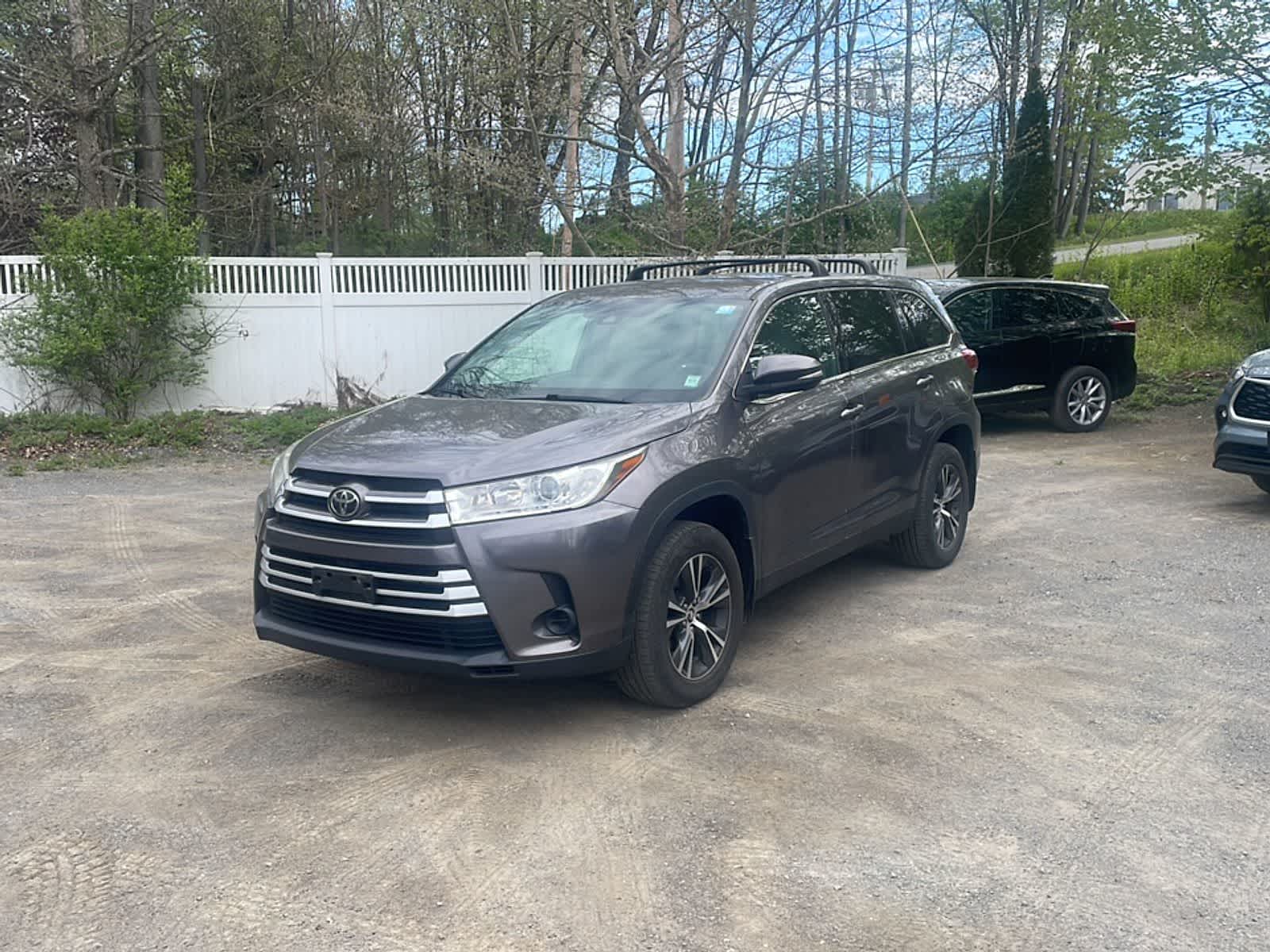 Thumbnail: 2019 Toyota Highlander - 1