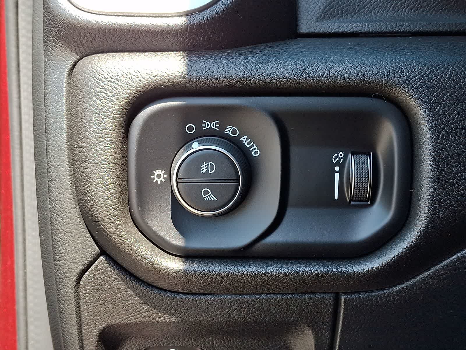 Thumbnail: 2022 RAM 1500 - 27
