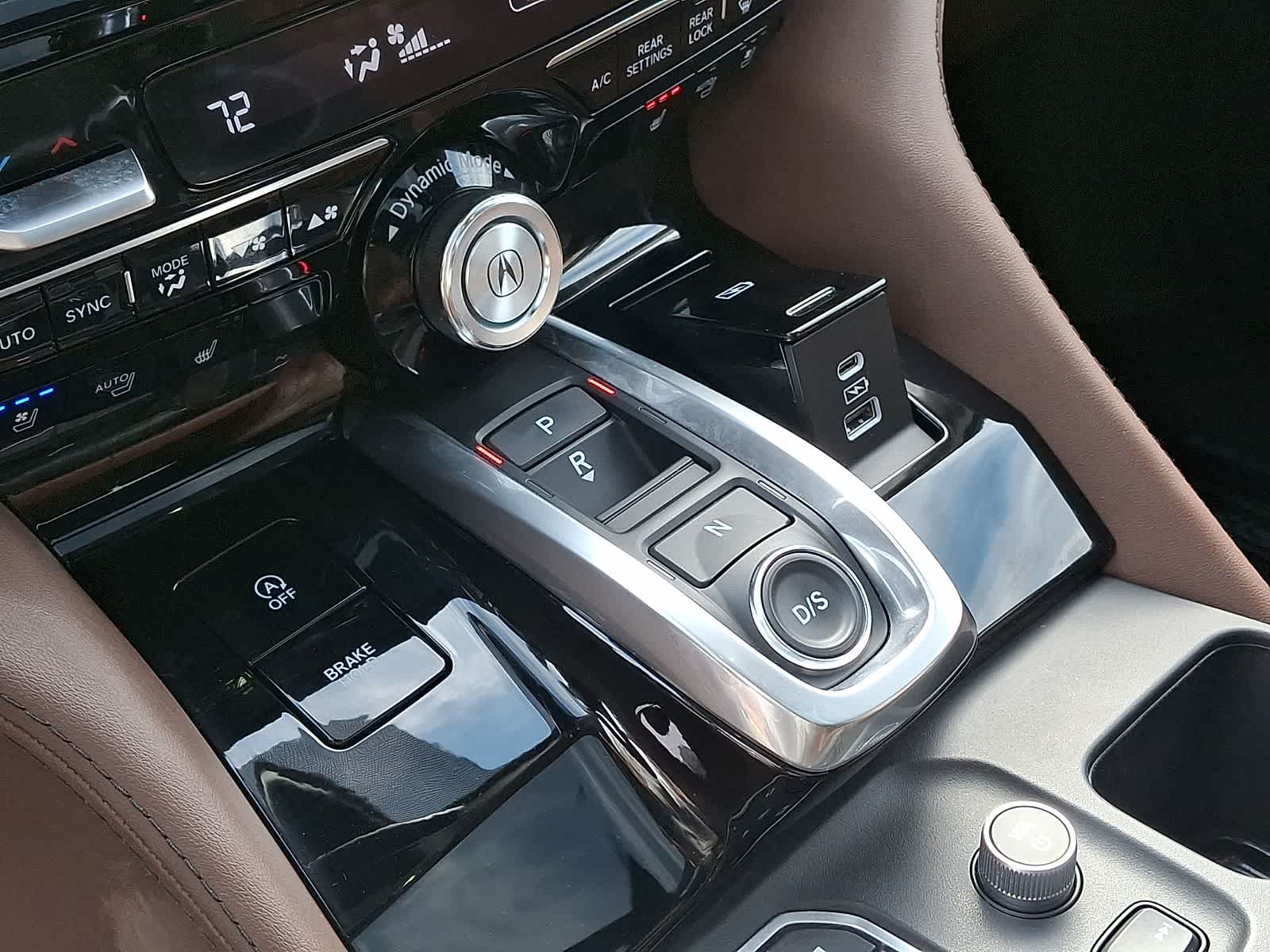 Thumbnail: 2023 Acura MDX - 17