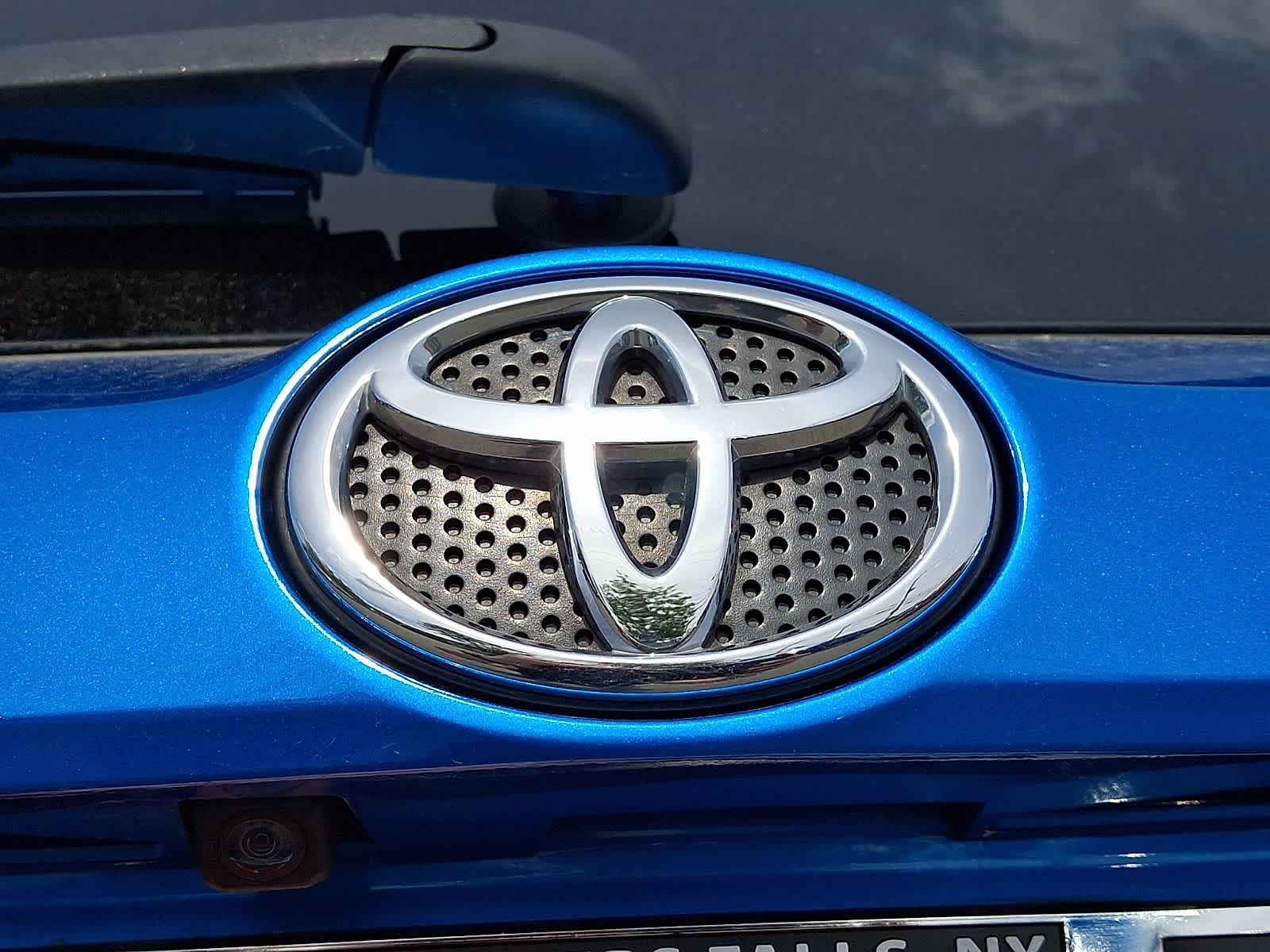 Thumbnail: 2016 Toyota RAV4 - 31