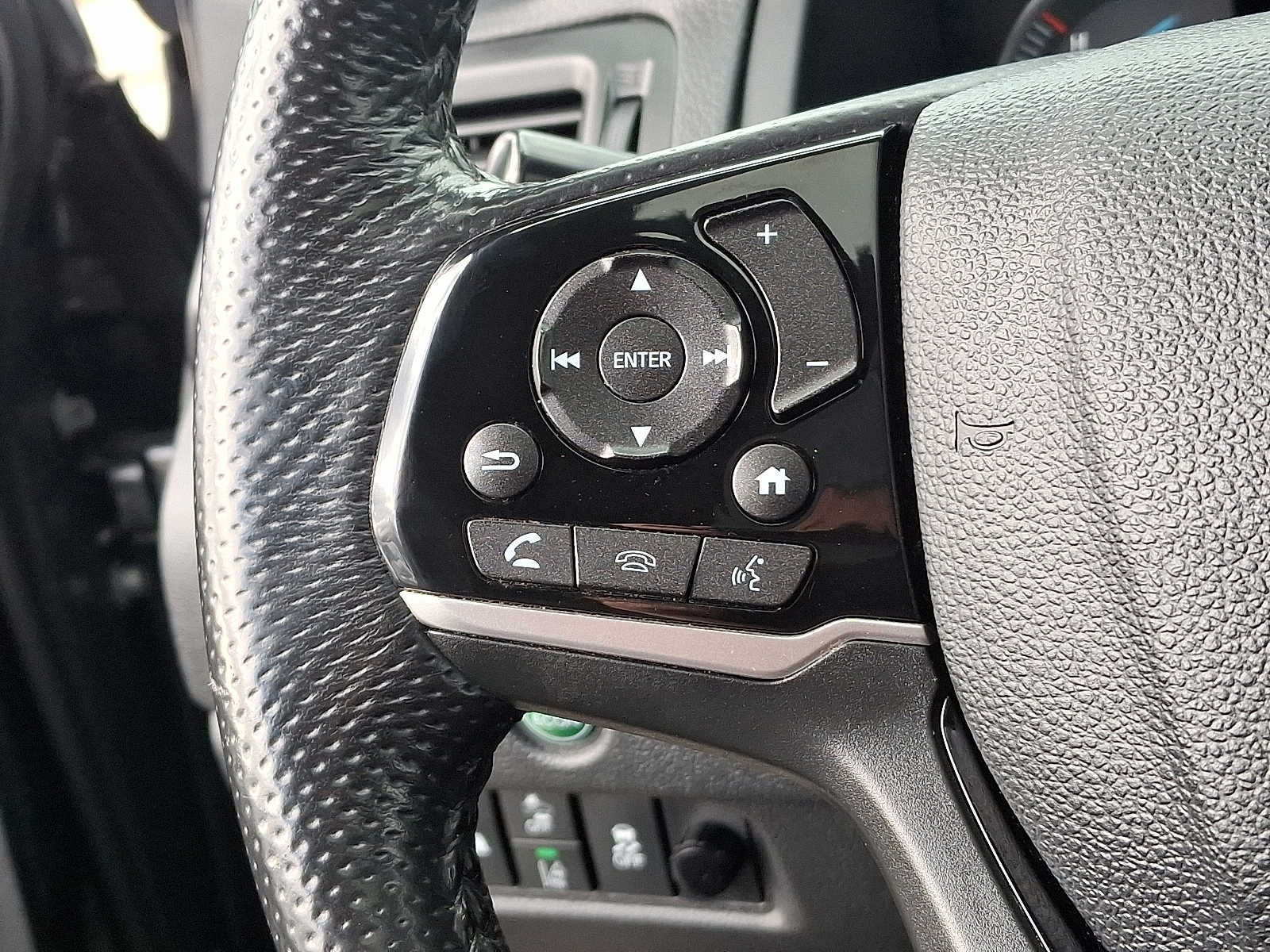 Thumbnail: 2019 Honda Passport - 24