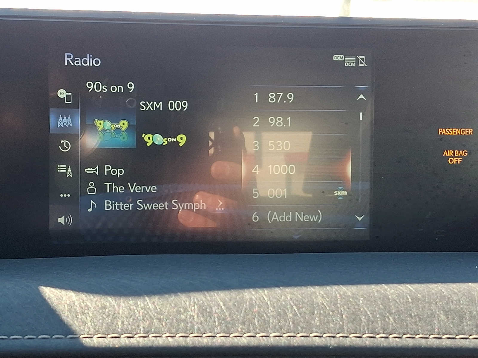 Thumbnail: 2019 Lexus UX - 18